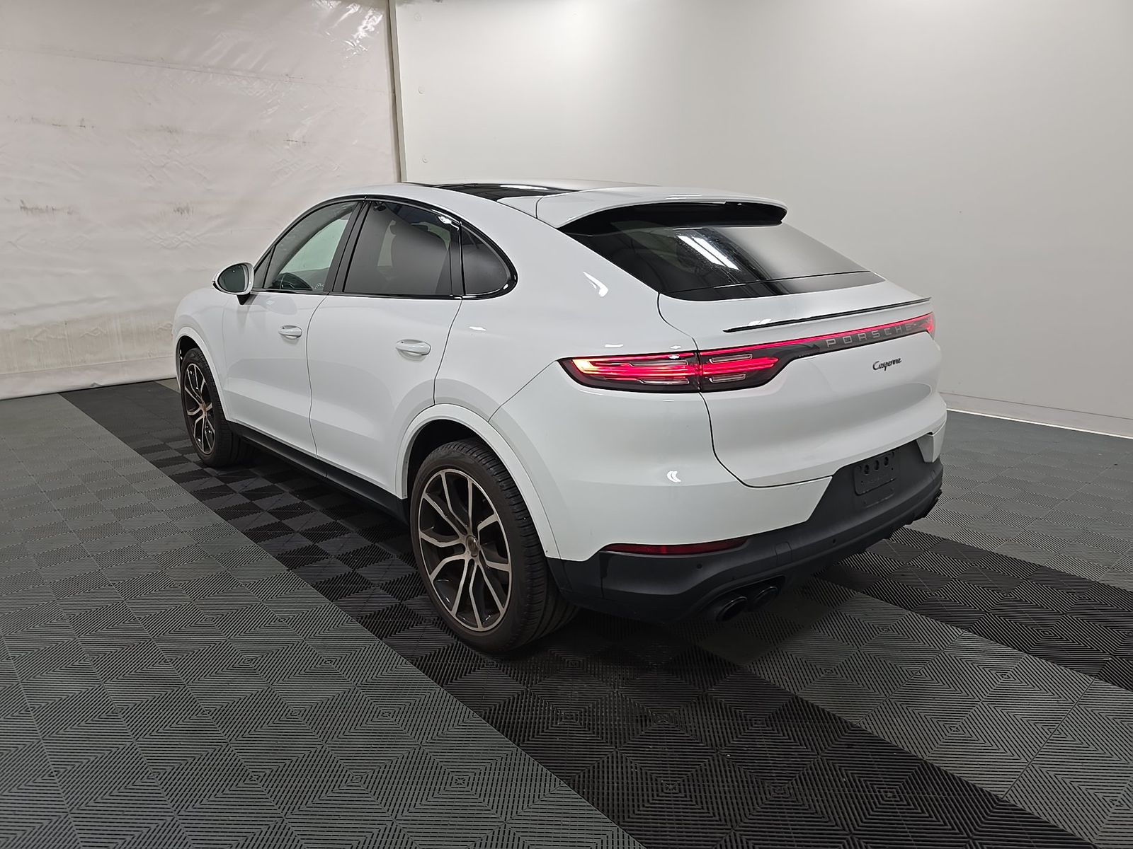 PORSCHE CAYENNE - 7
