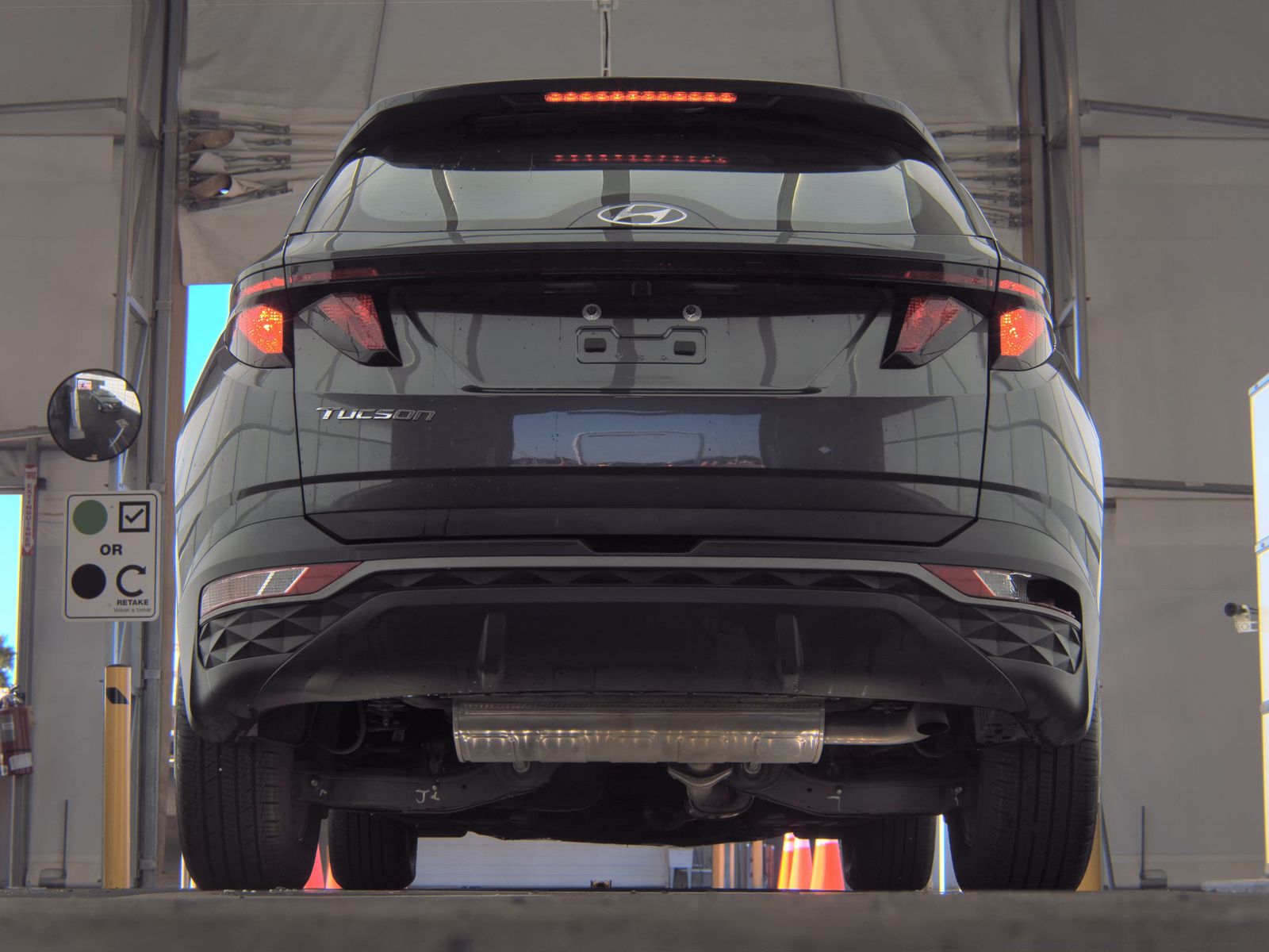 HYUNDAI TUCSON - 8