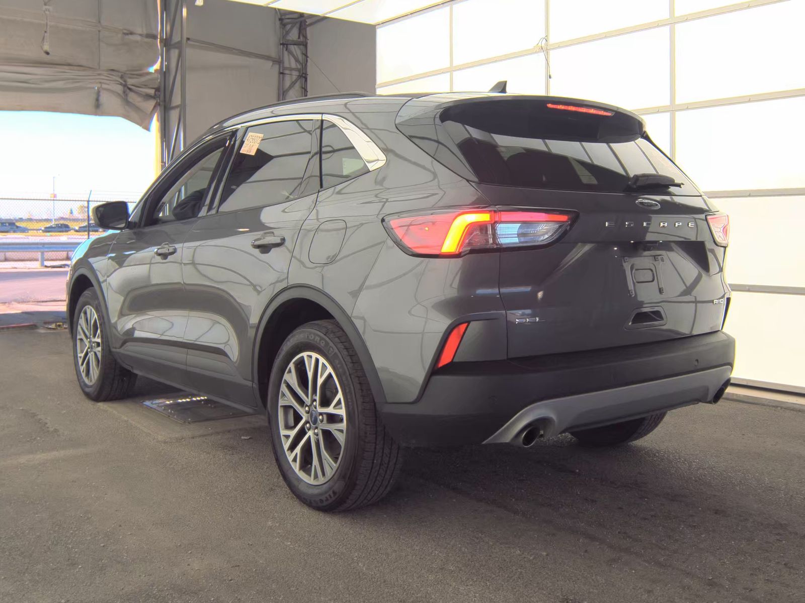 FORD ESCAPE - 9