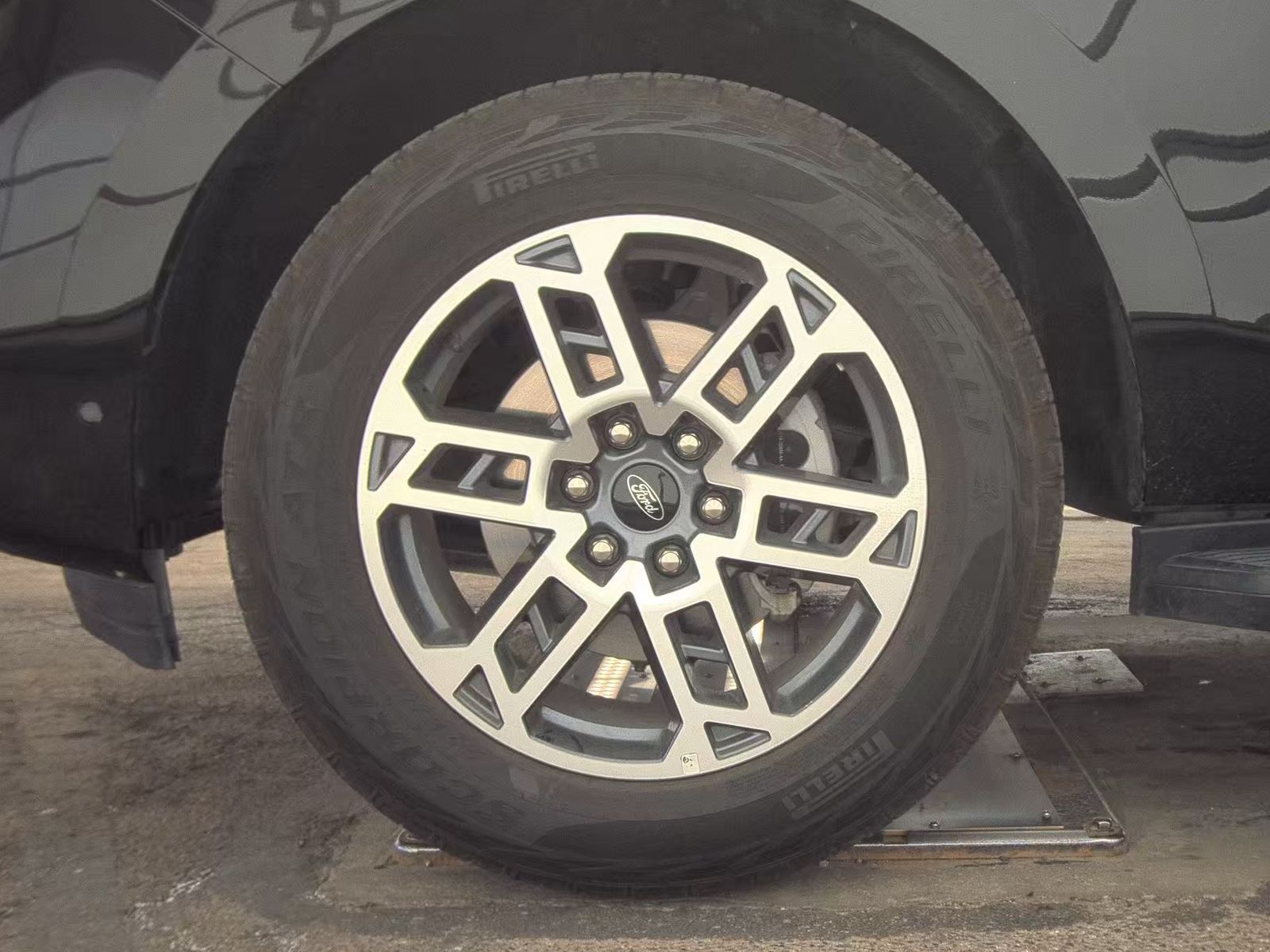 FORD EXPEDITION - 10