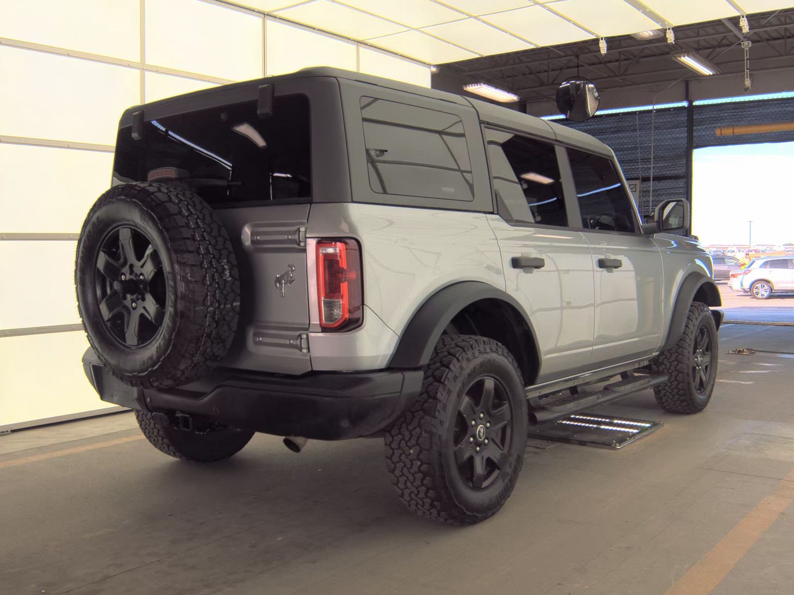 FORD BRONCO - 6