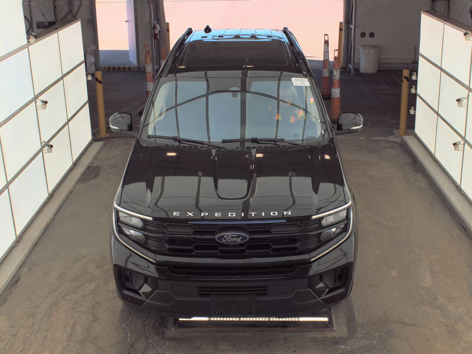 FORD EXPEDITION - 3