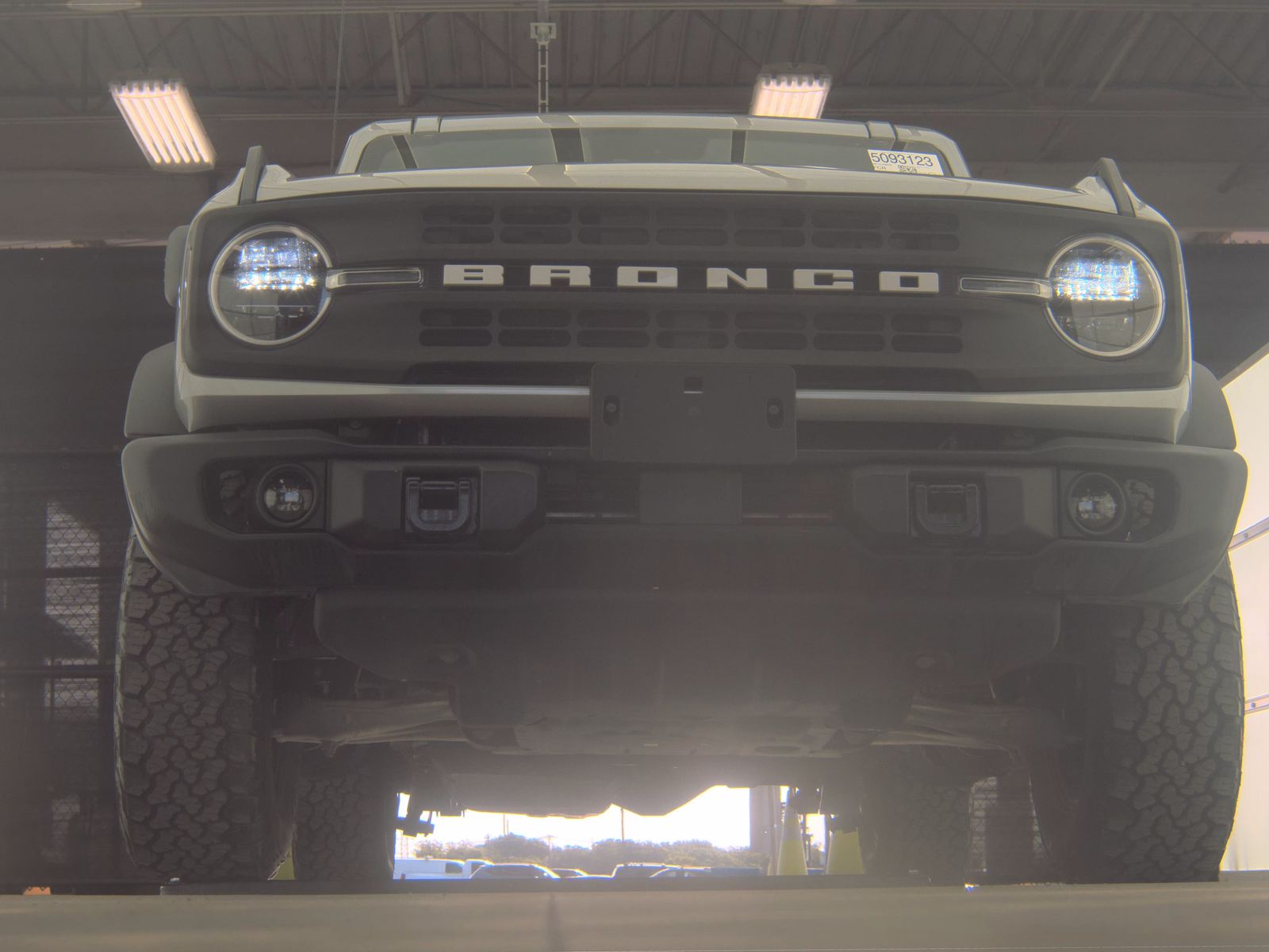 FORD BRONCO - 4