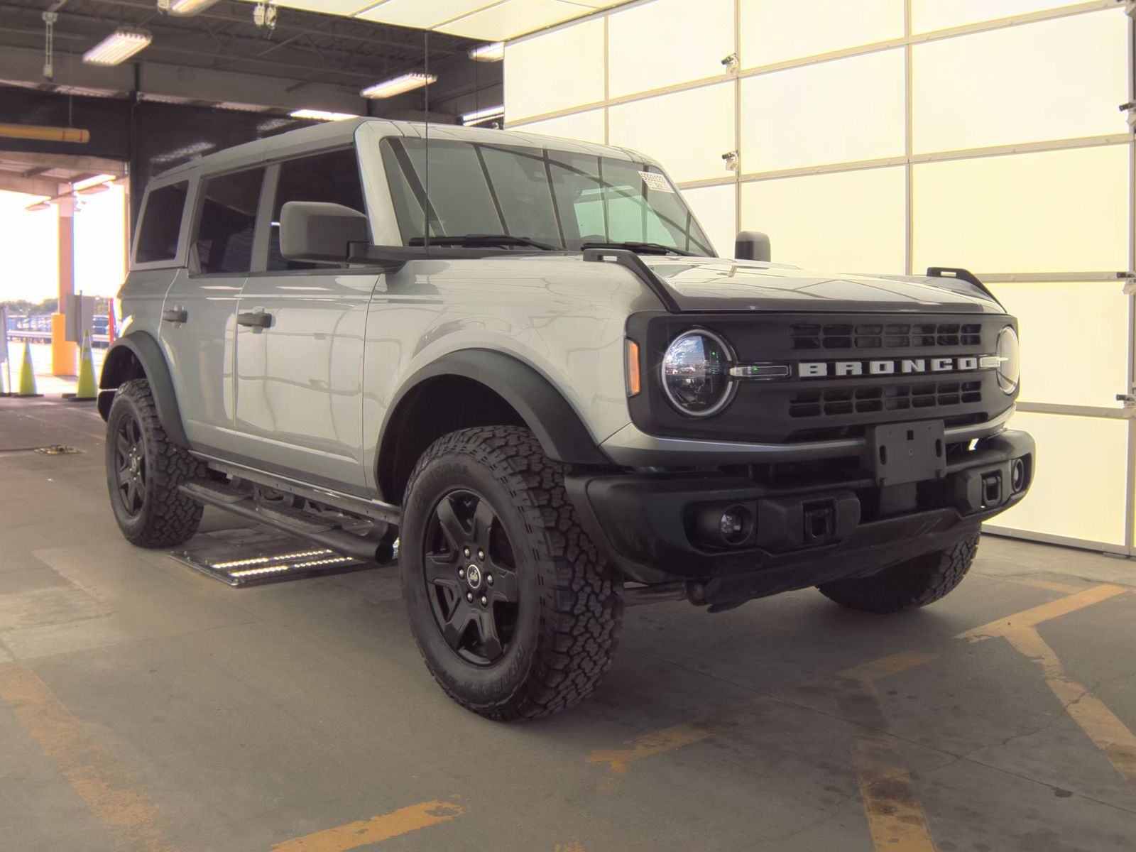 FORD BRONCO - 5