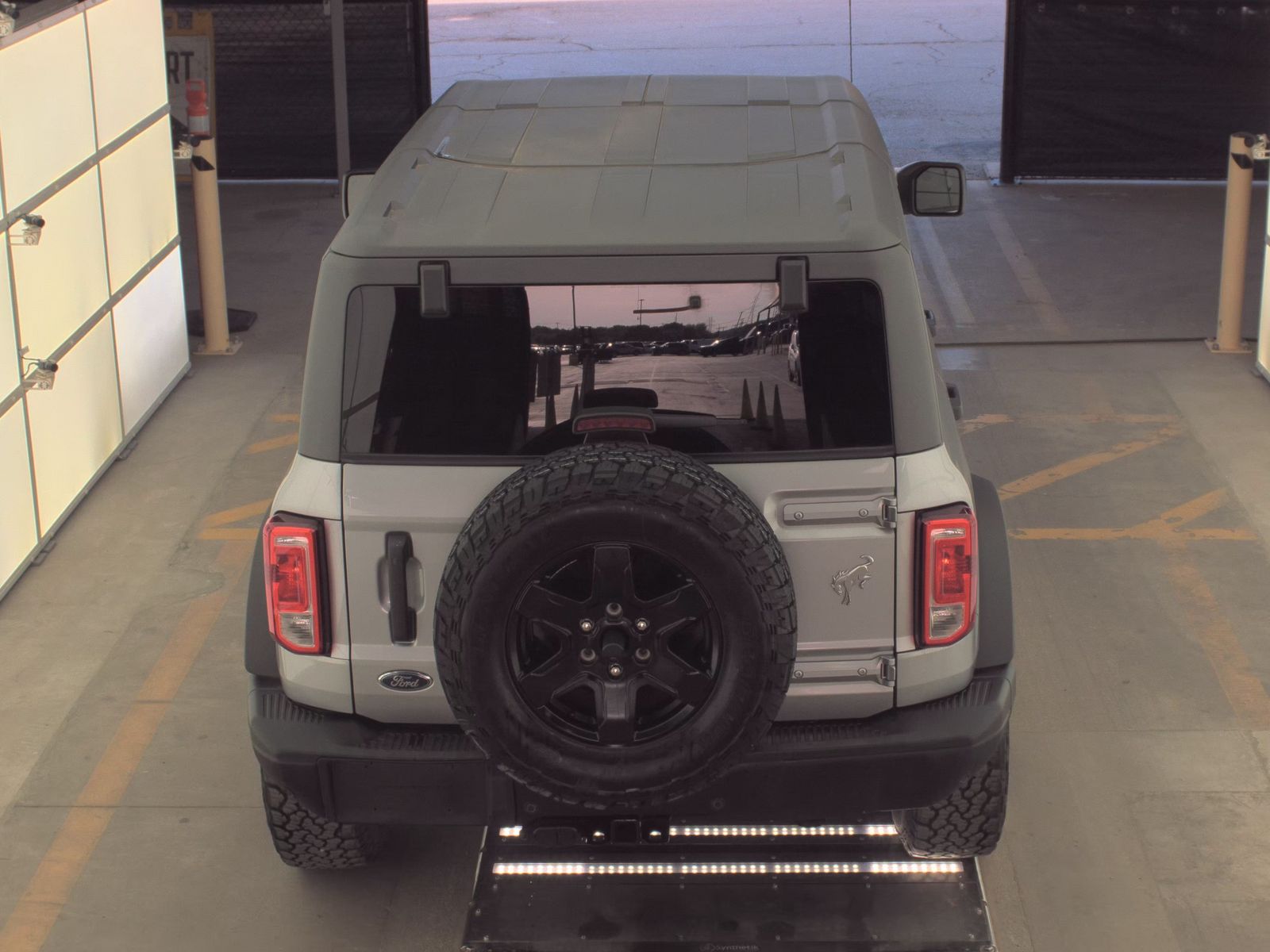 FORD BRONCO - 7