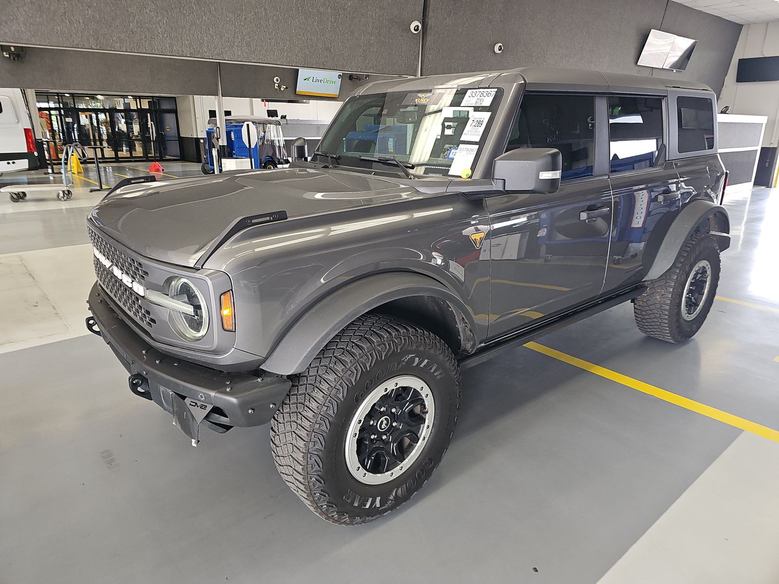 FORD BRONCO - 1