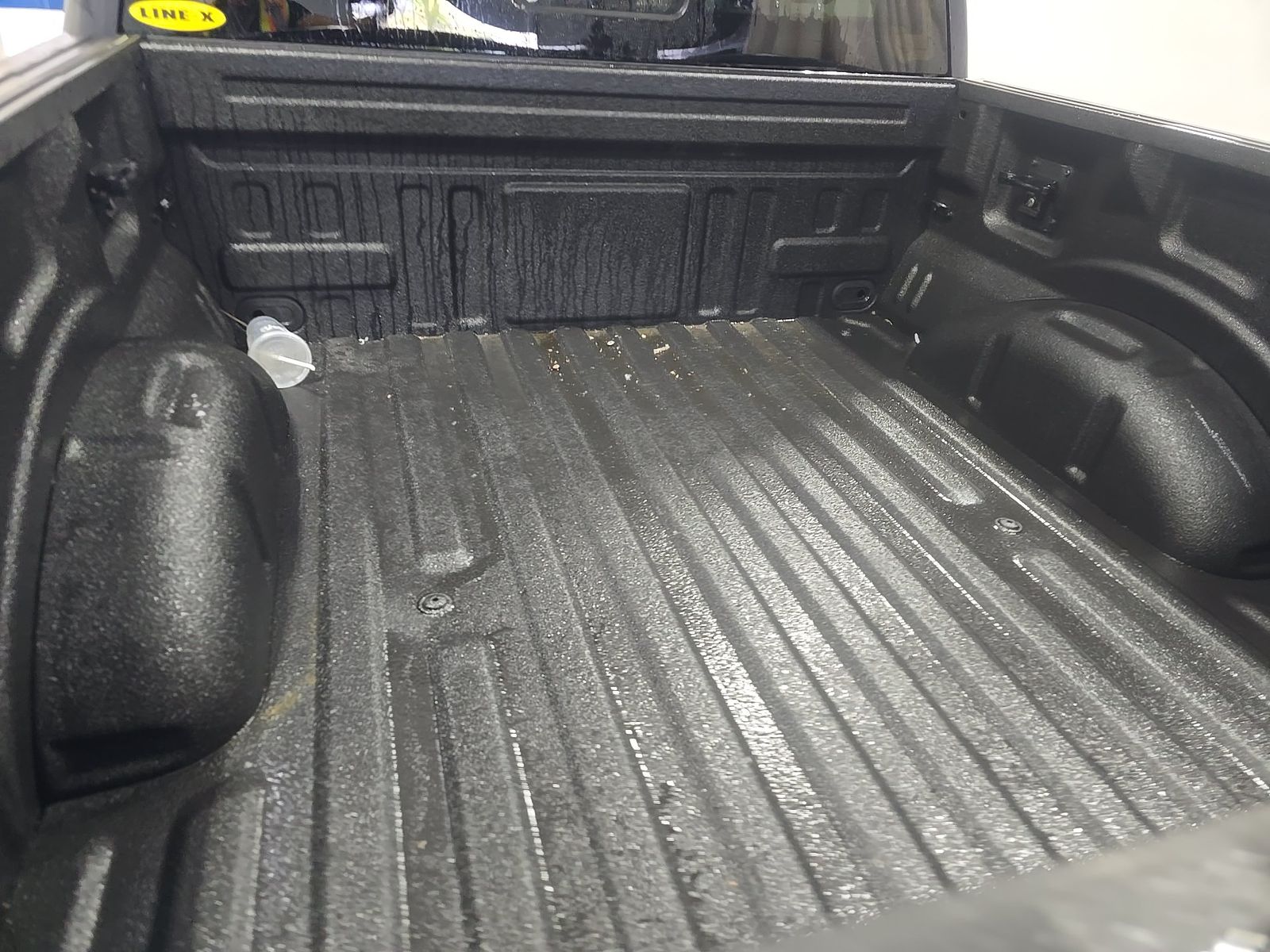 2025 Ford F-150 Lariat AWD