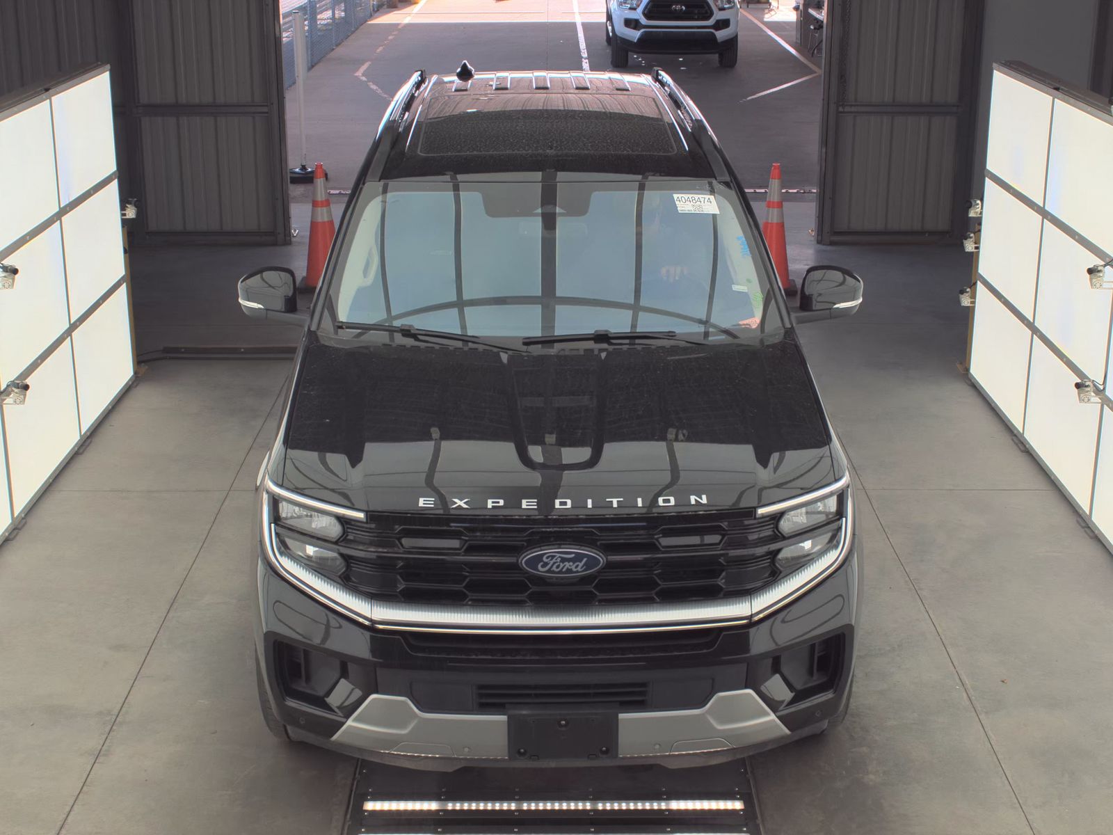 FORD EXPEDITION - 3