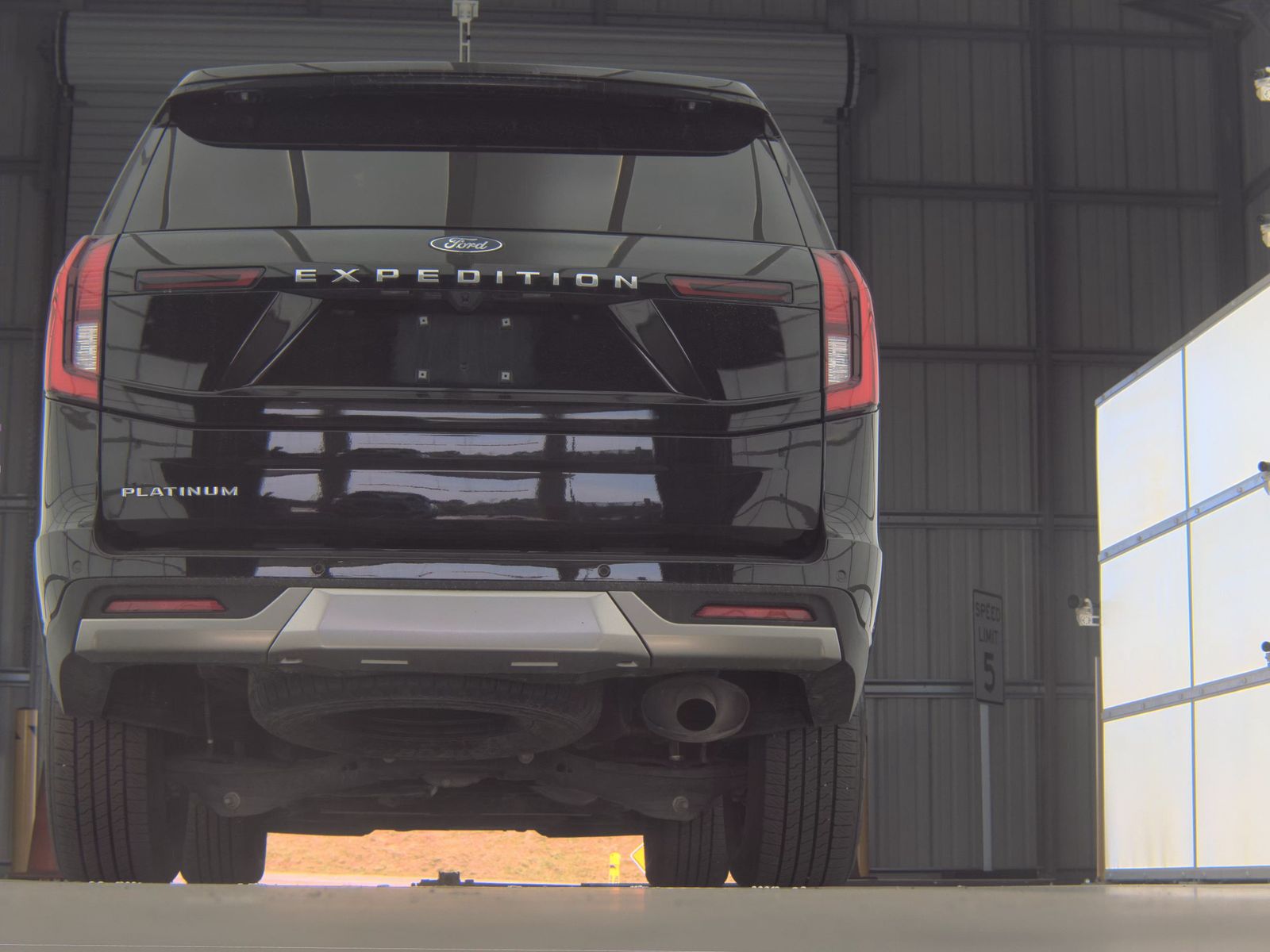 FORD EXPEDITION - 8