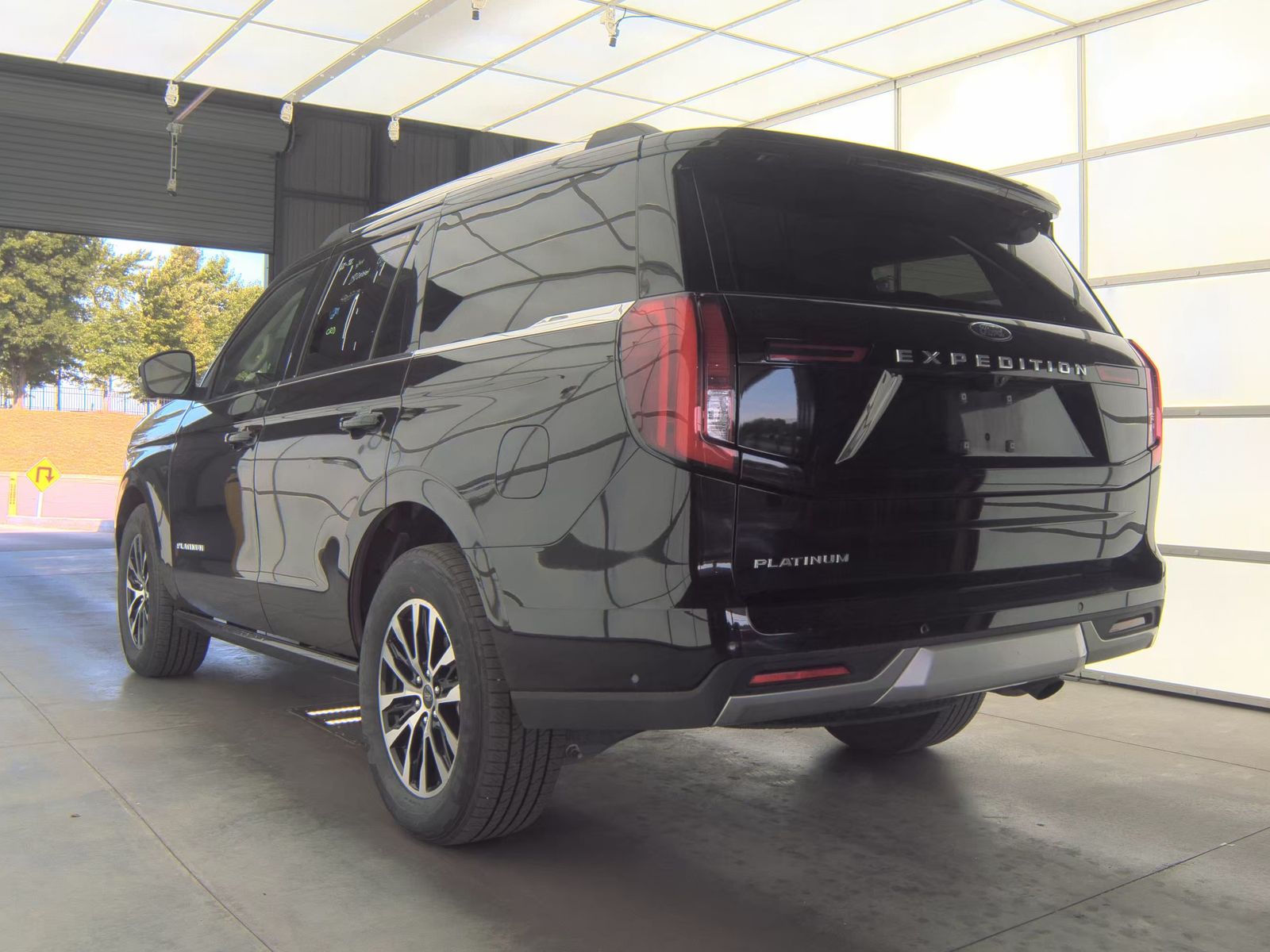 FORD EXPEDITION - 9