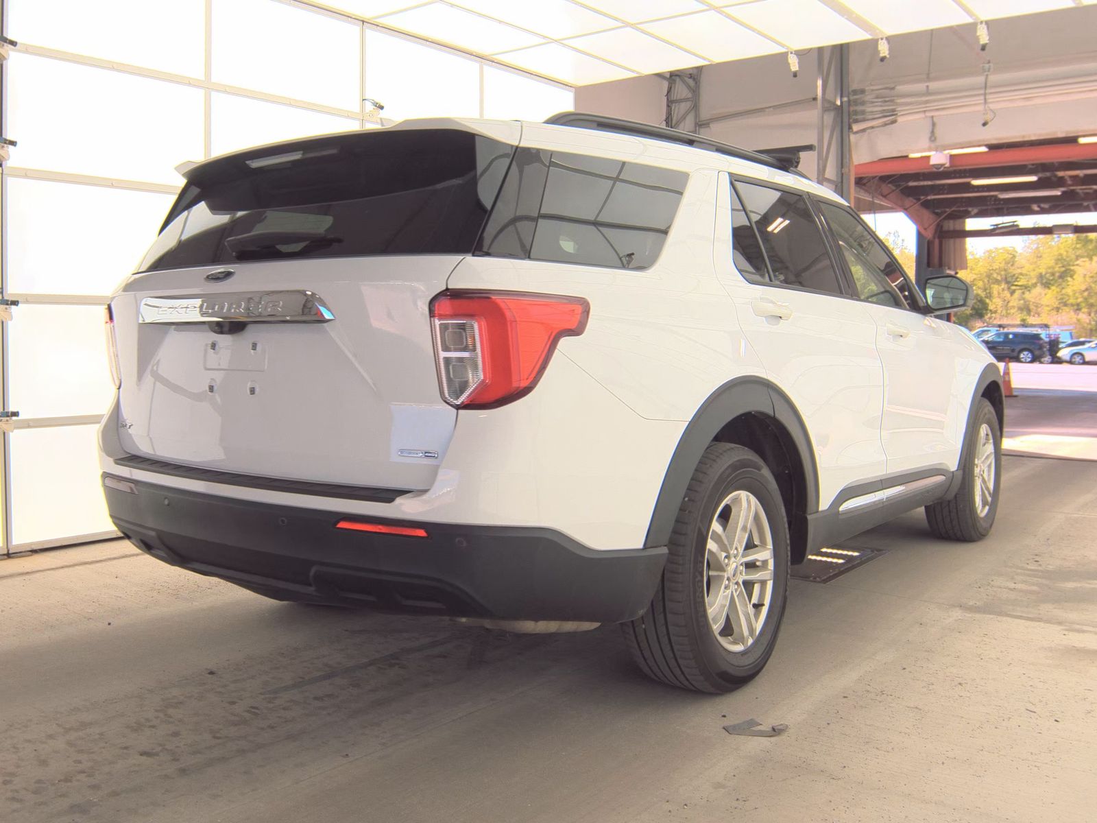 FORD EXPLORER - 6