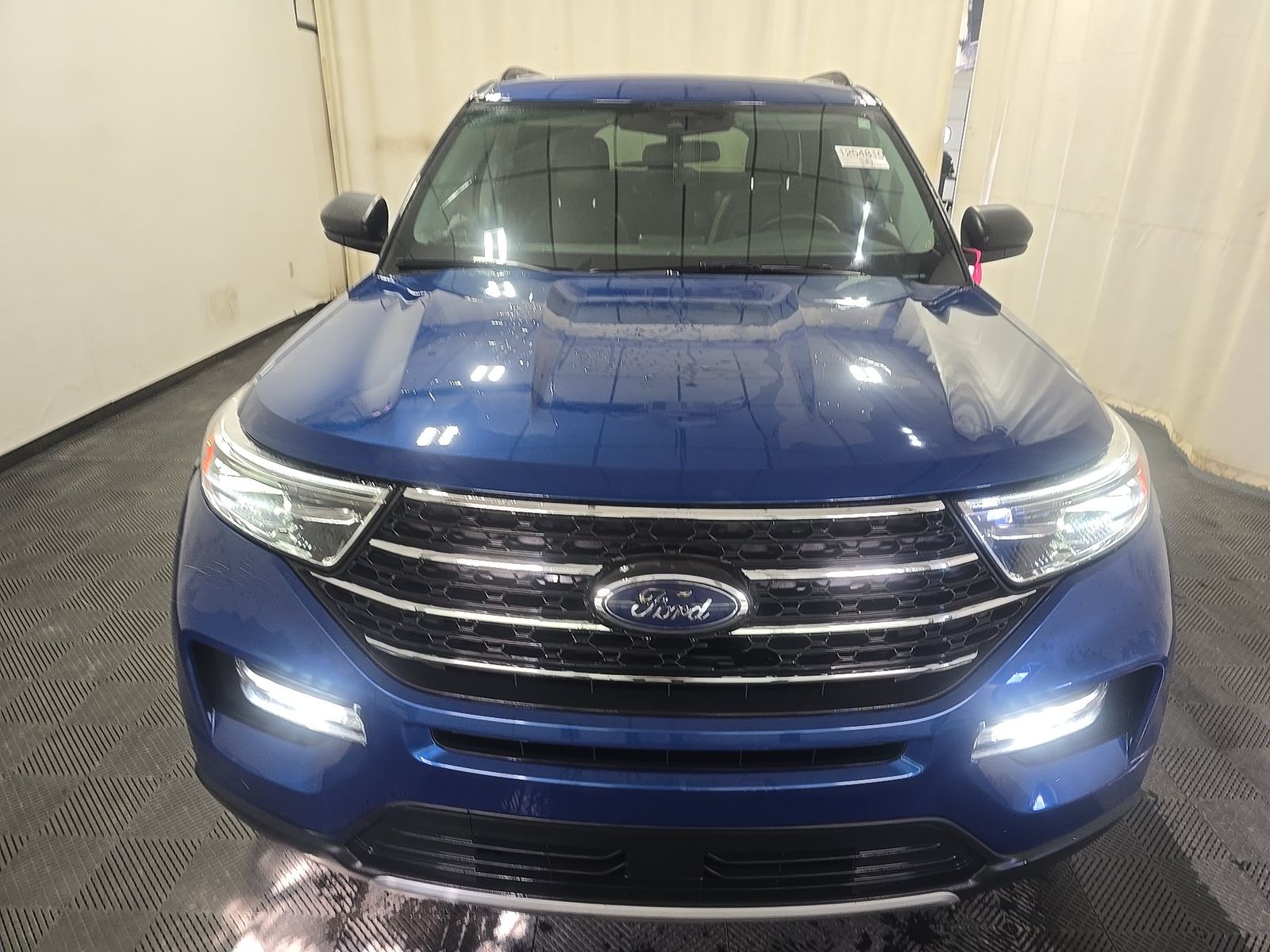 FORD EXPLORER - 3
