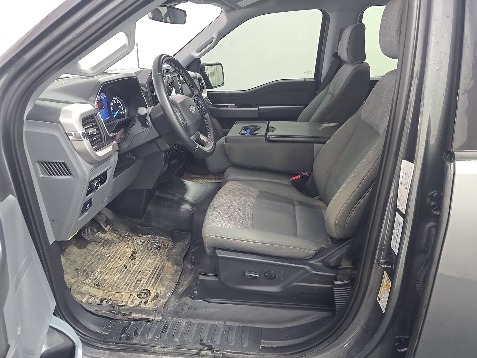 FORD F-150 - 8