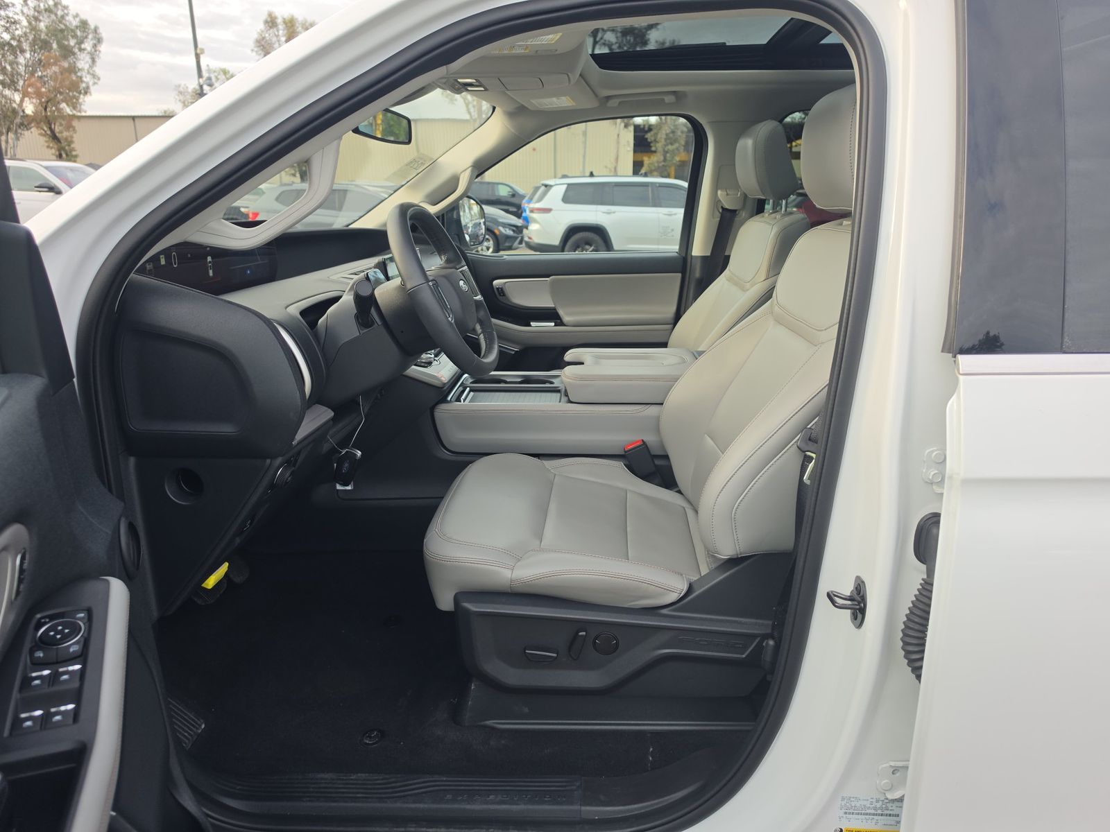 FORD EXPEDITION MAX - 8