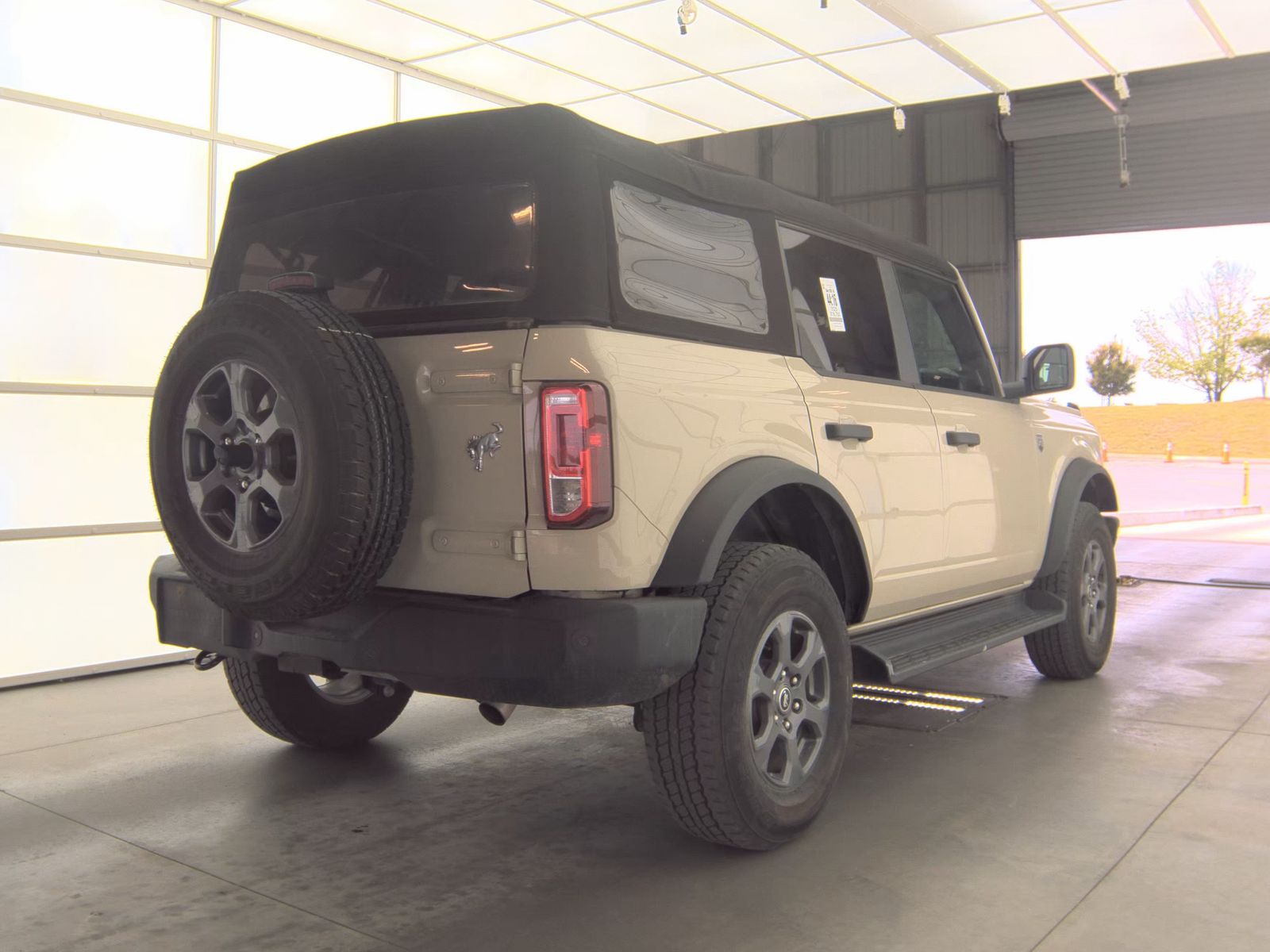 FORD BRONCO - 6