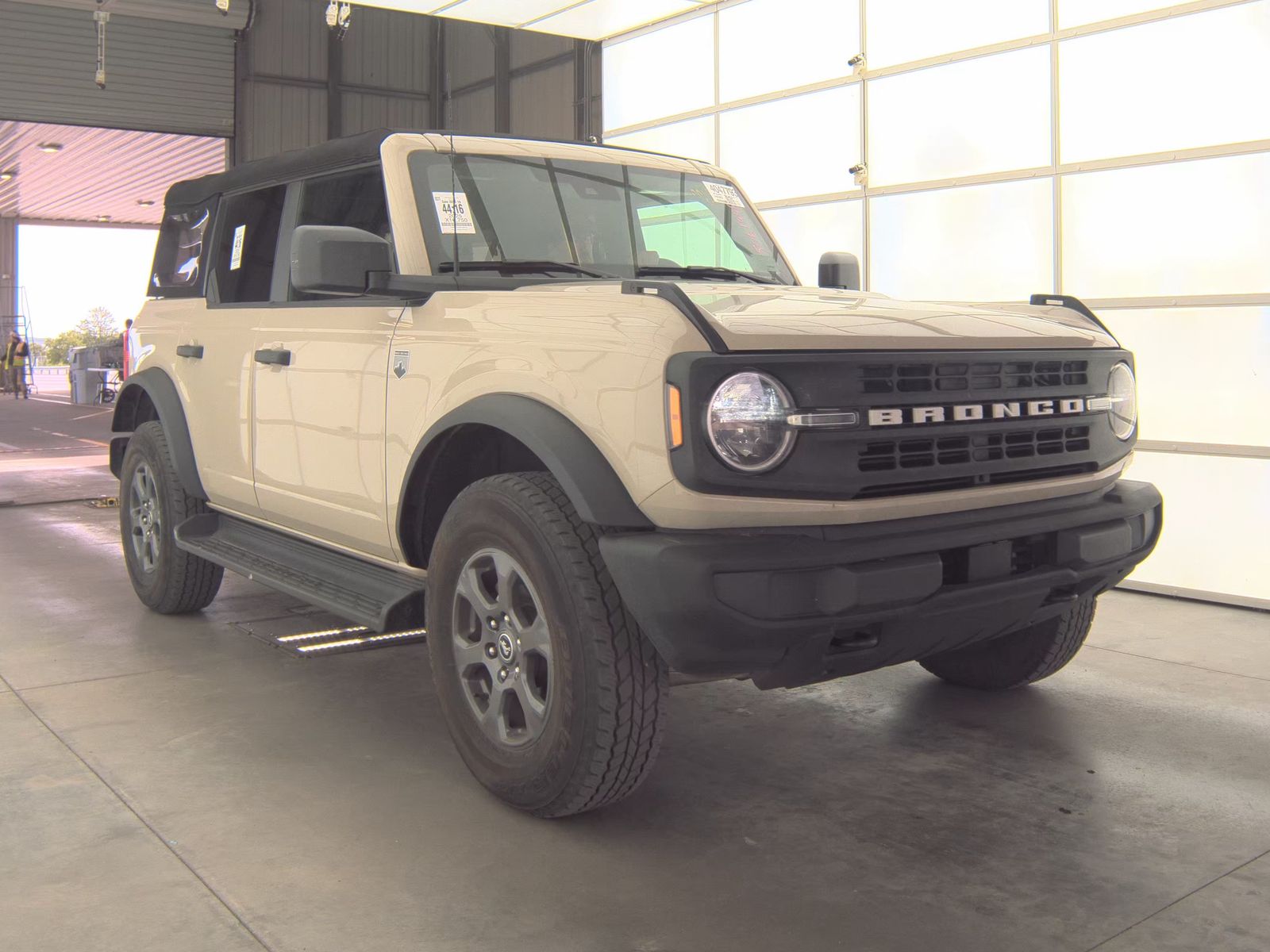 FORD BRONCO - 5