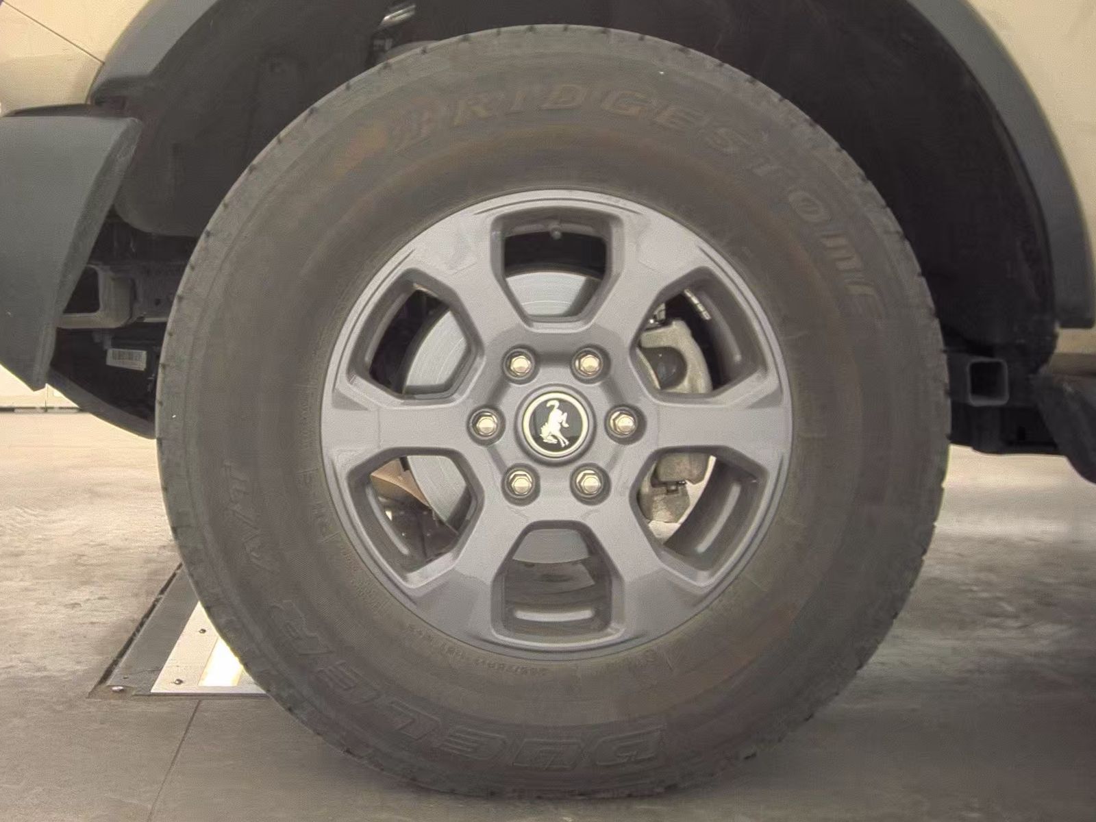 FORD BRONCO - 10