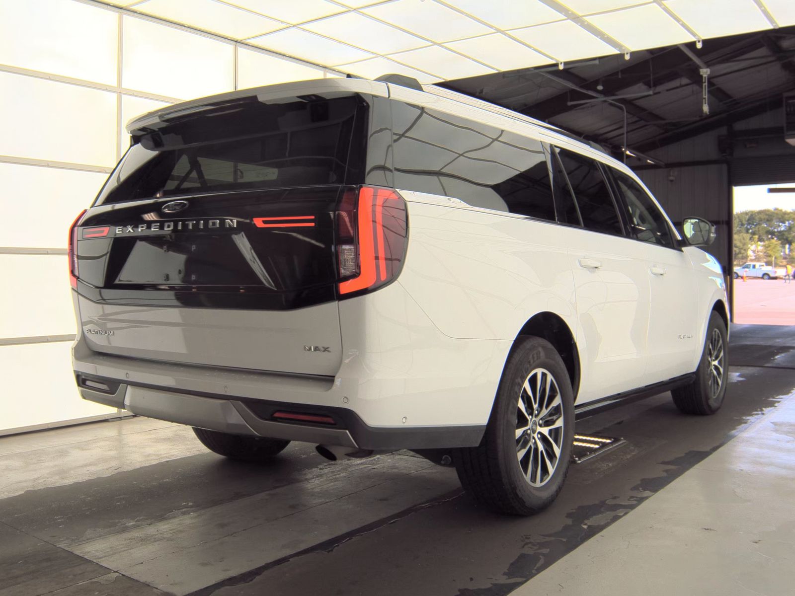 FORD EXPEDITION MAX - 6