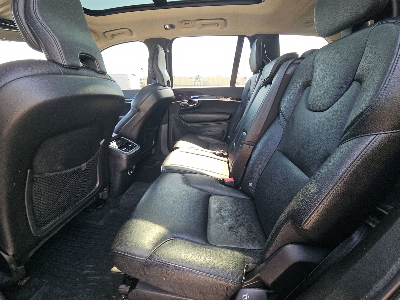 2019 Volvo XC90 T6 Momentum AWD