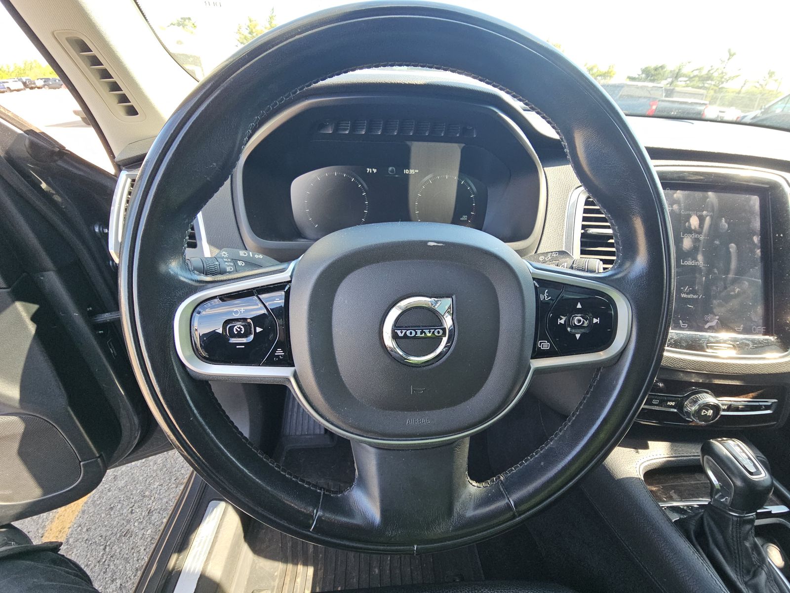 2019 Volvo XC90 T6 Momentum AWD