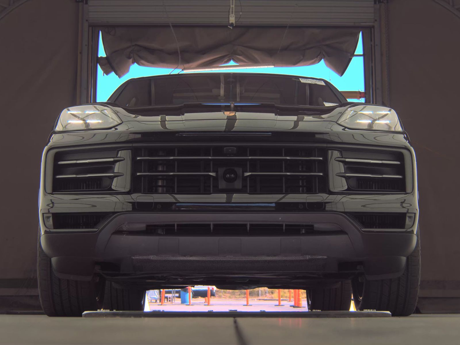 PORSCHE CAYENNE - 4