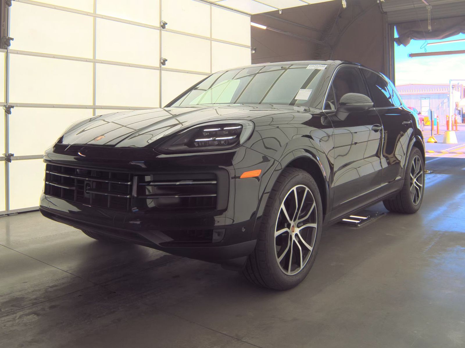 PORSCHE CAYENNE - 1