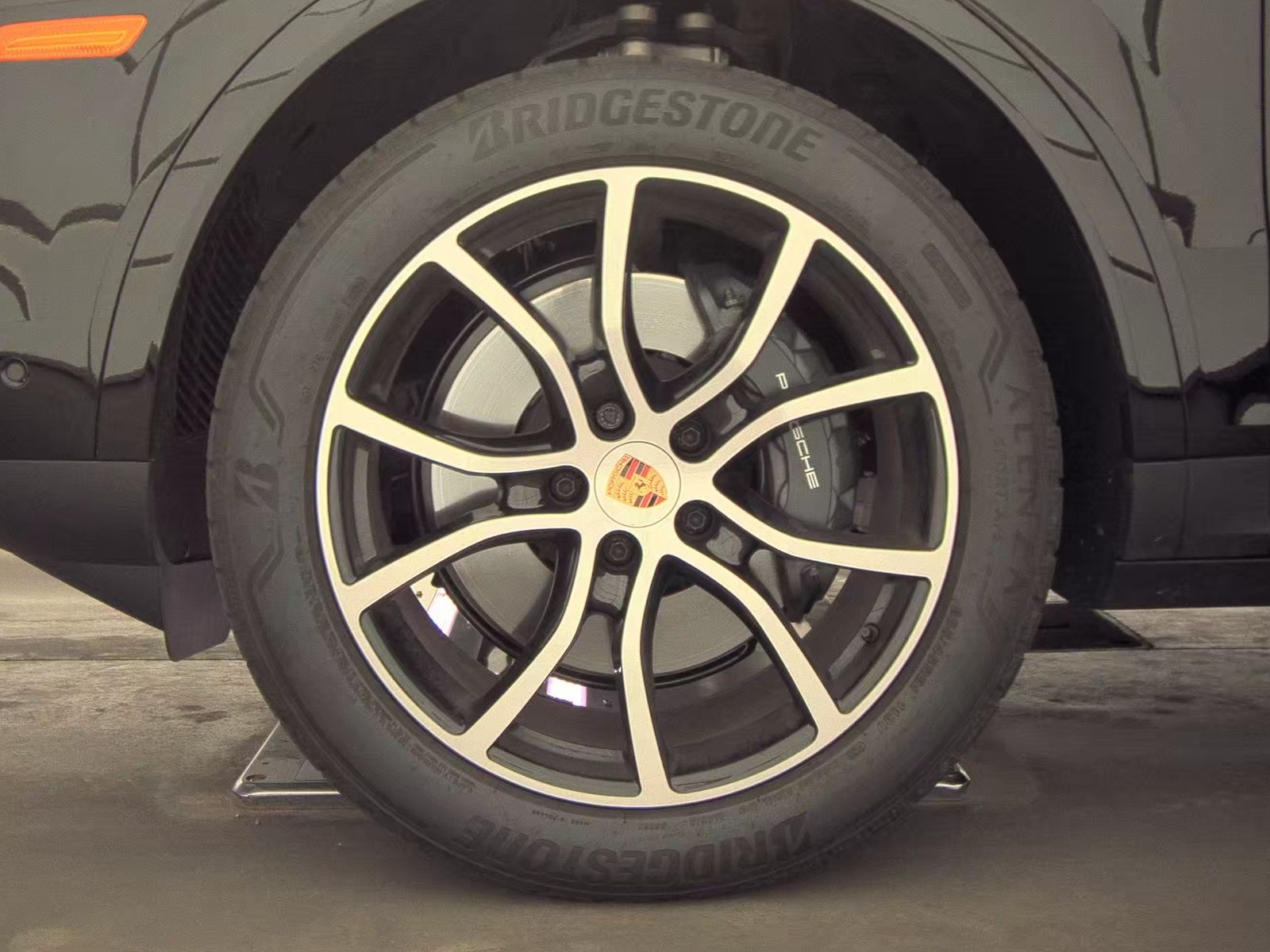 PORSCHE CAYENNE - 10