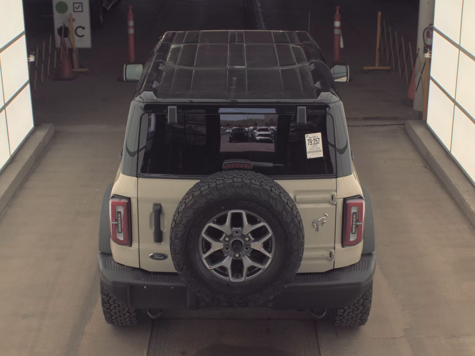 FORD BRONCO - 7