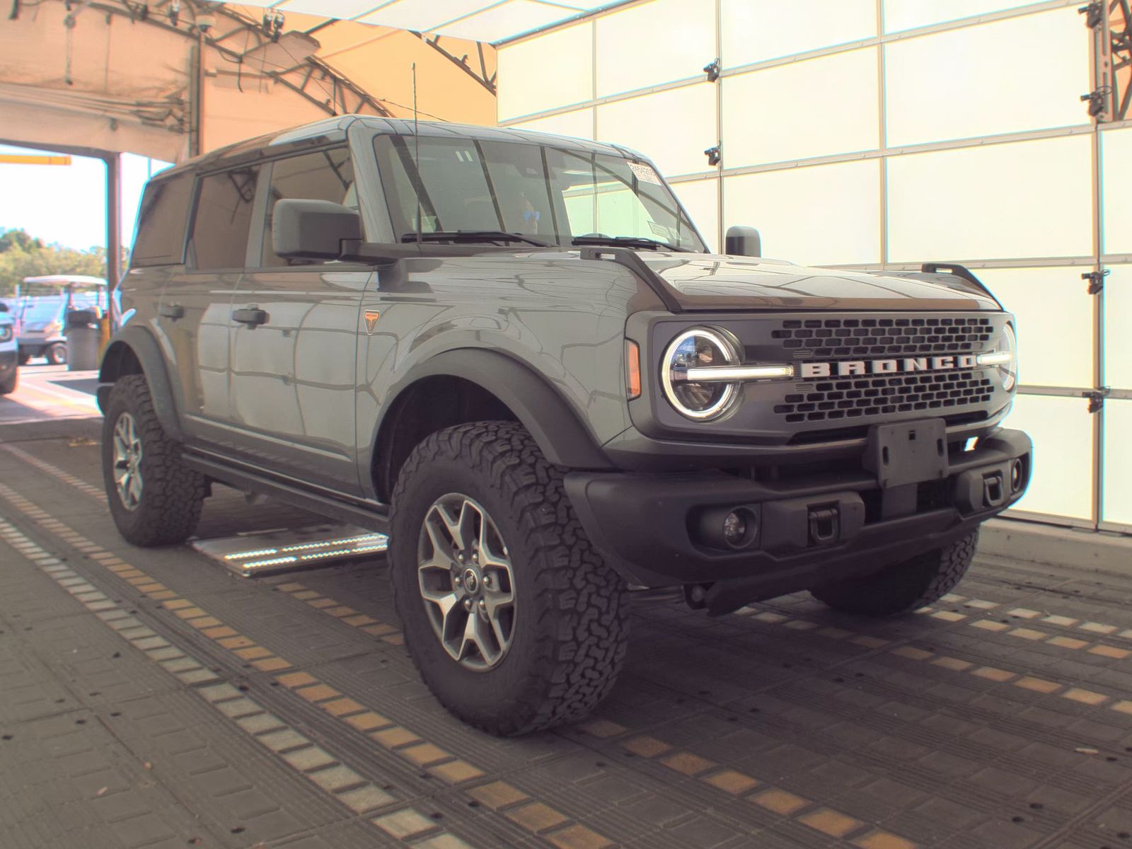 FORD BRONCO - 5