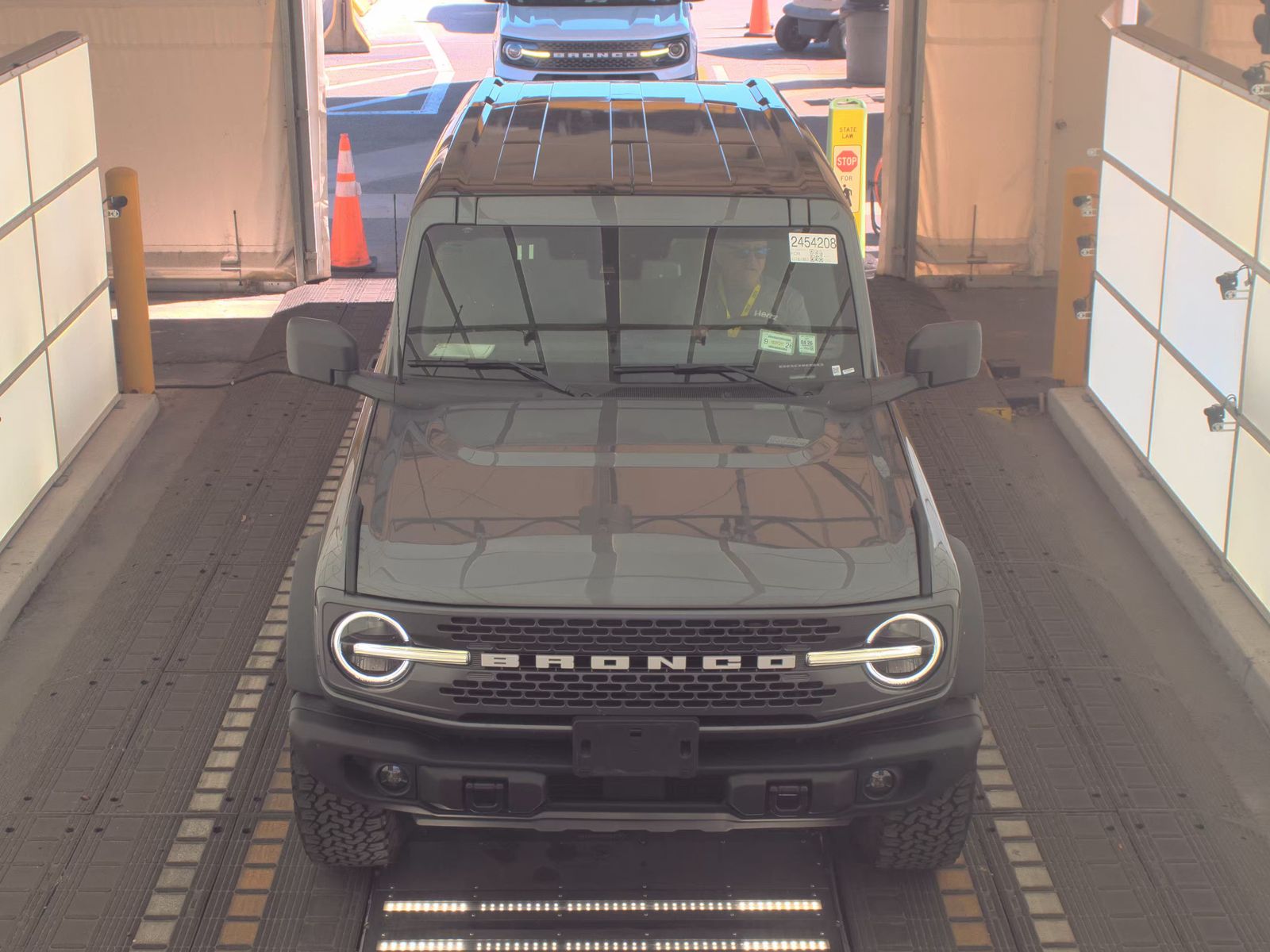 FORD BRONCO - 3