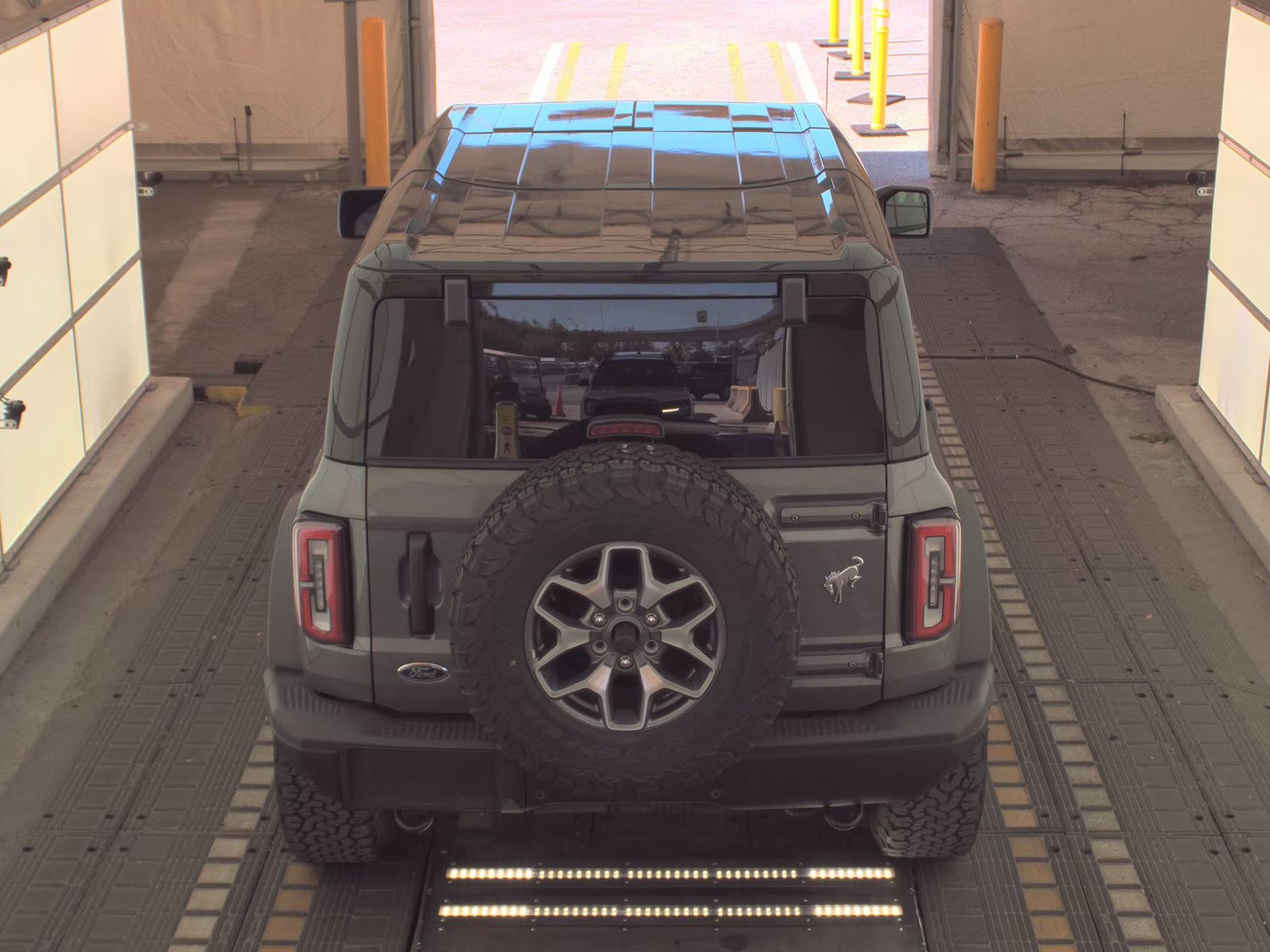 FORD BRONCO - 7