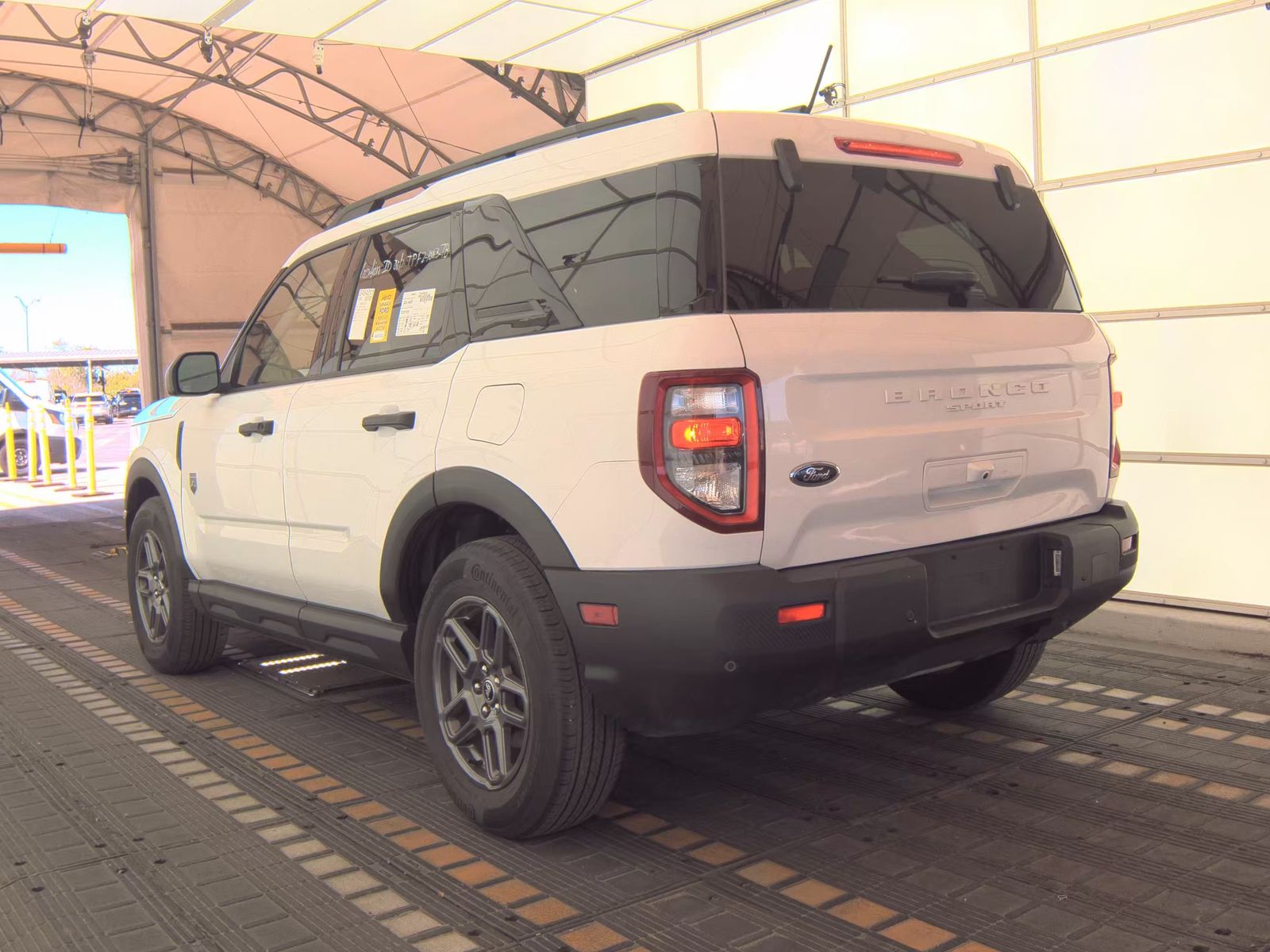 FORD BRONCO SPORT - 9