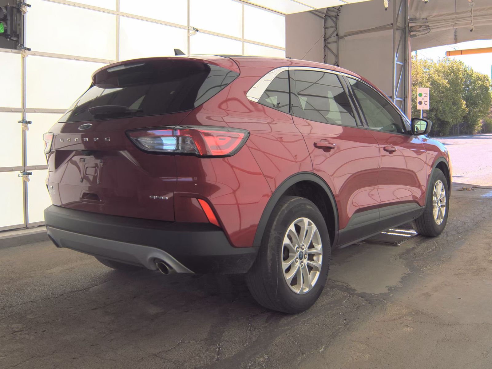 FORD ESCAPE - 6