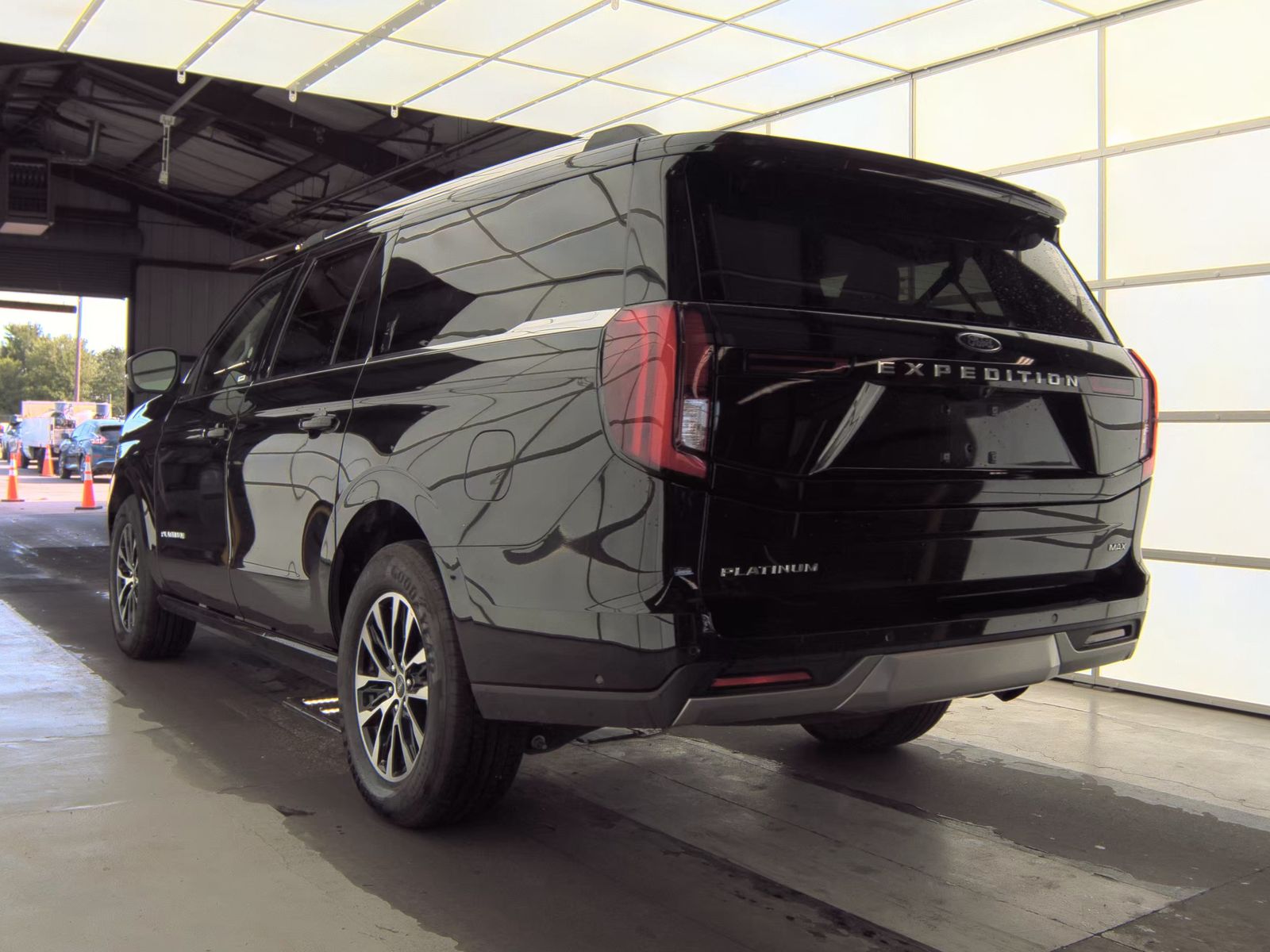 FORD EXPEDITION MAX - 9