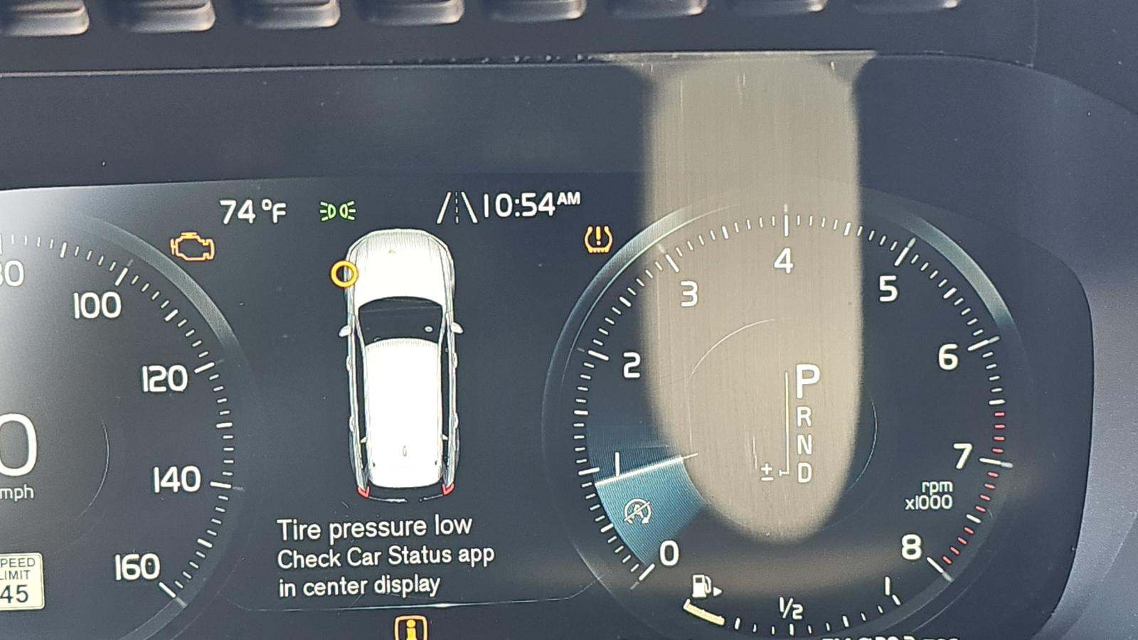 2019 Volvo XC90 T6 Momentum AWD