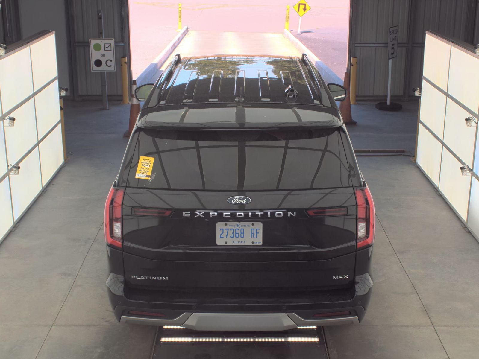 FORD EXPEDITION MAX - 7