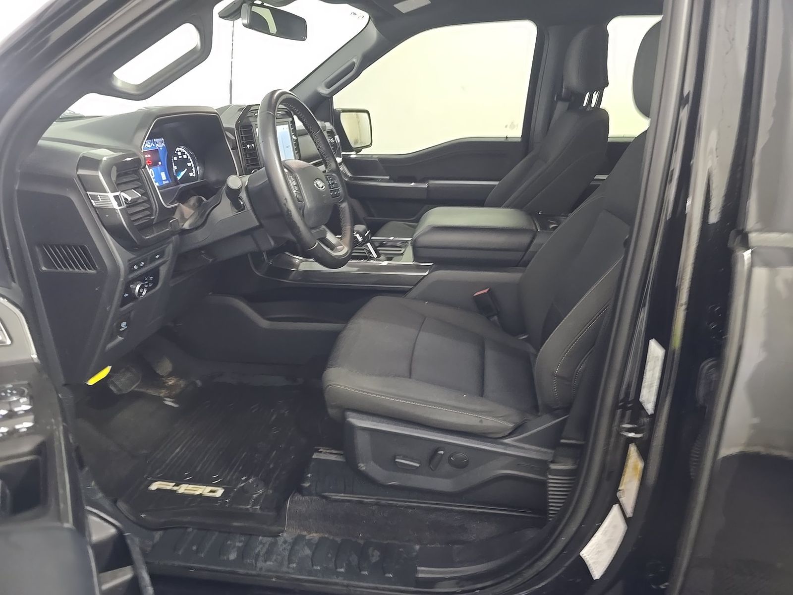 FORD F-150 - 8