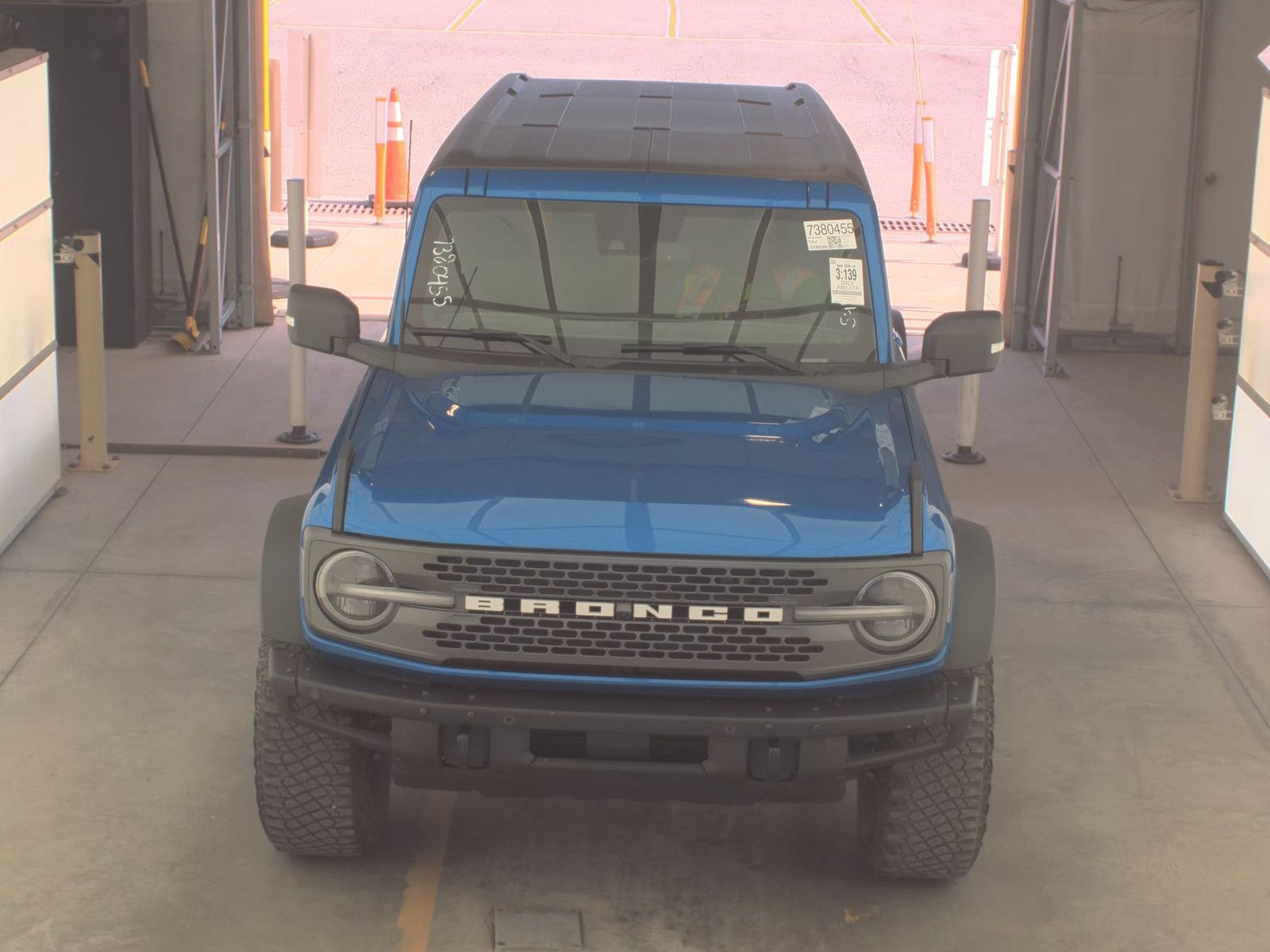 FORD BRONCO - 3