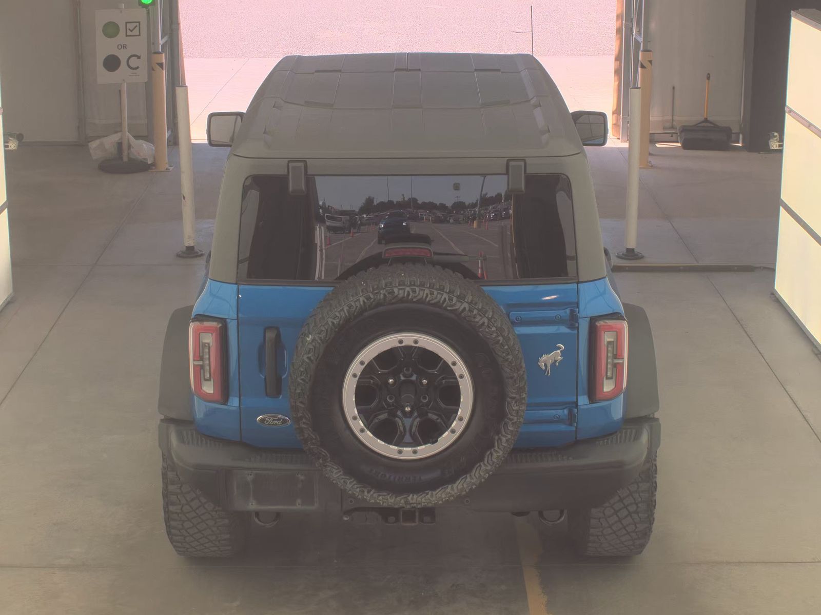 FORD BRONCO - 7