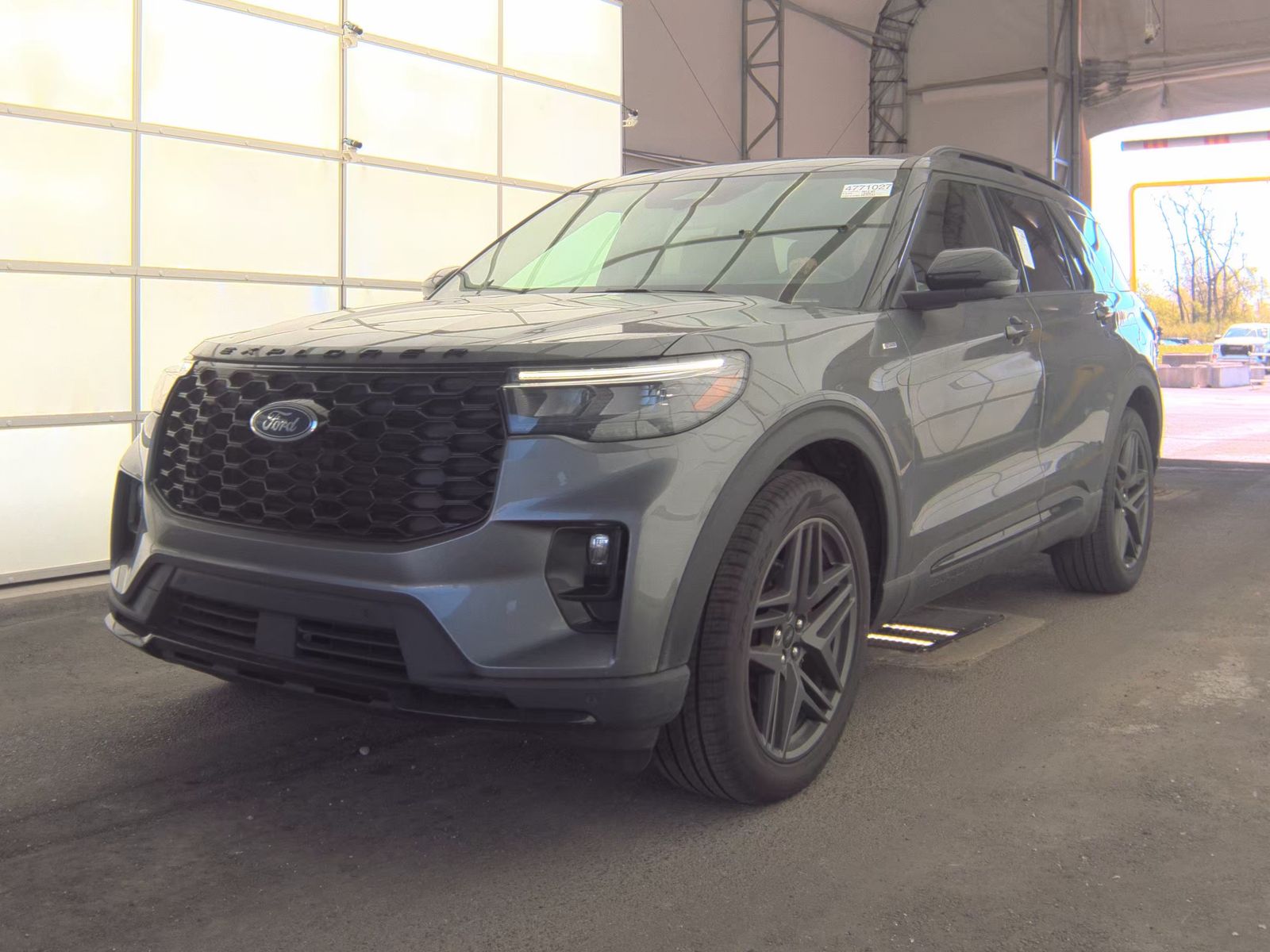 FORD EXPLORER - 1