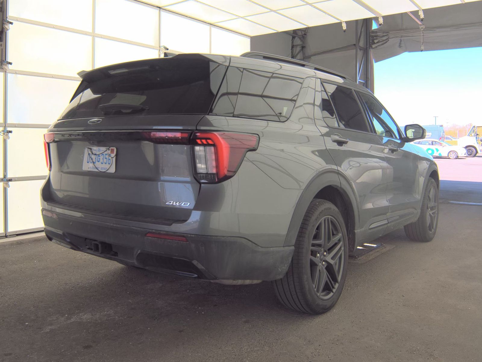 FORD EXPLORER - 6