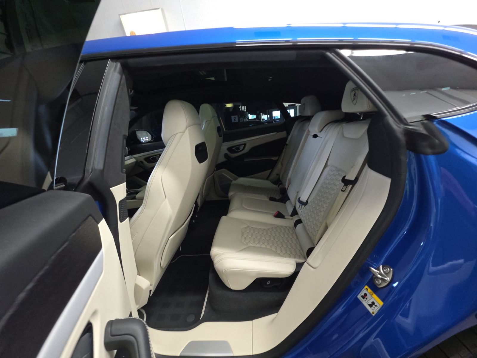 2019 Lamborghini Urus Base AWD