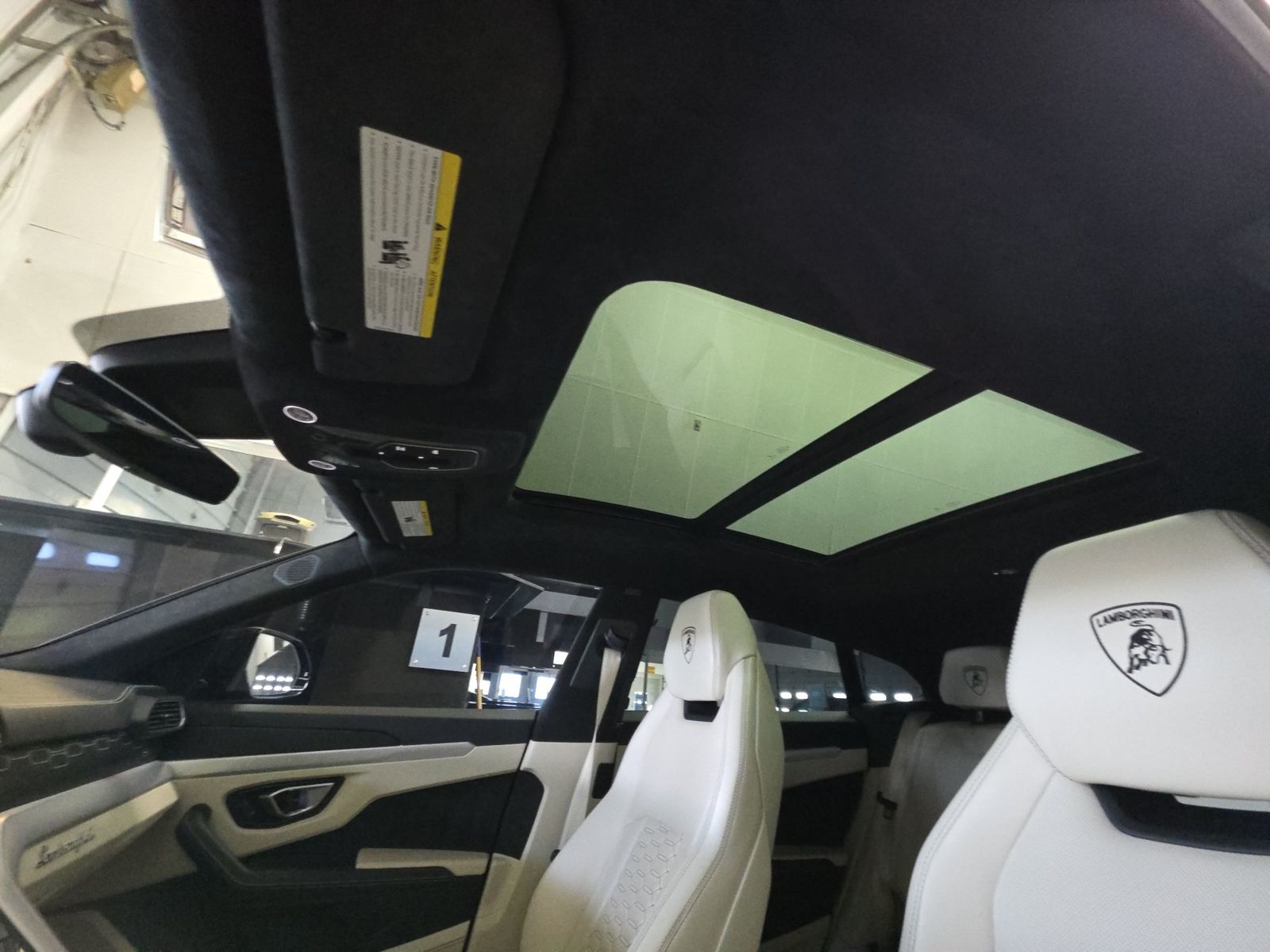2019 Lamborghini Urus Base AWD
