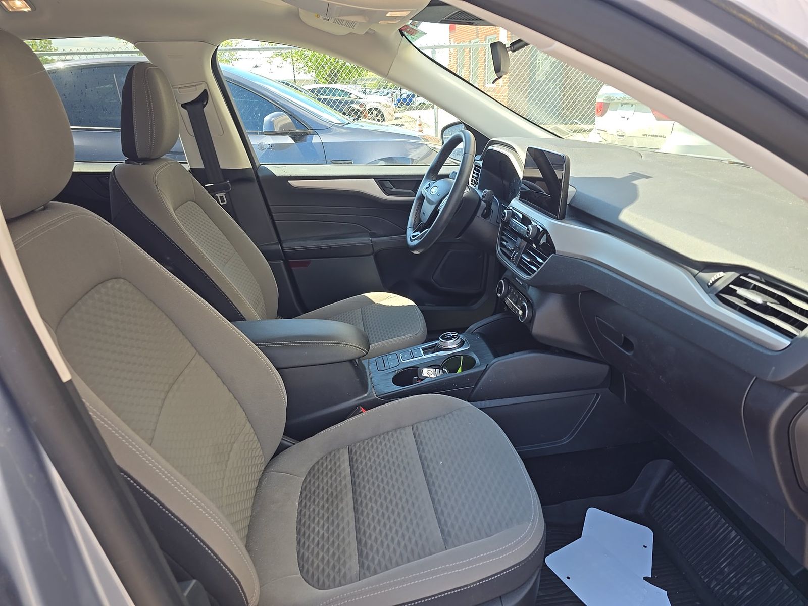 FORD ESCAPE - 9