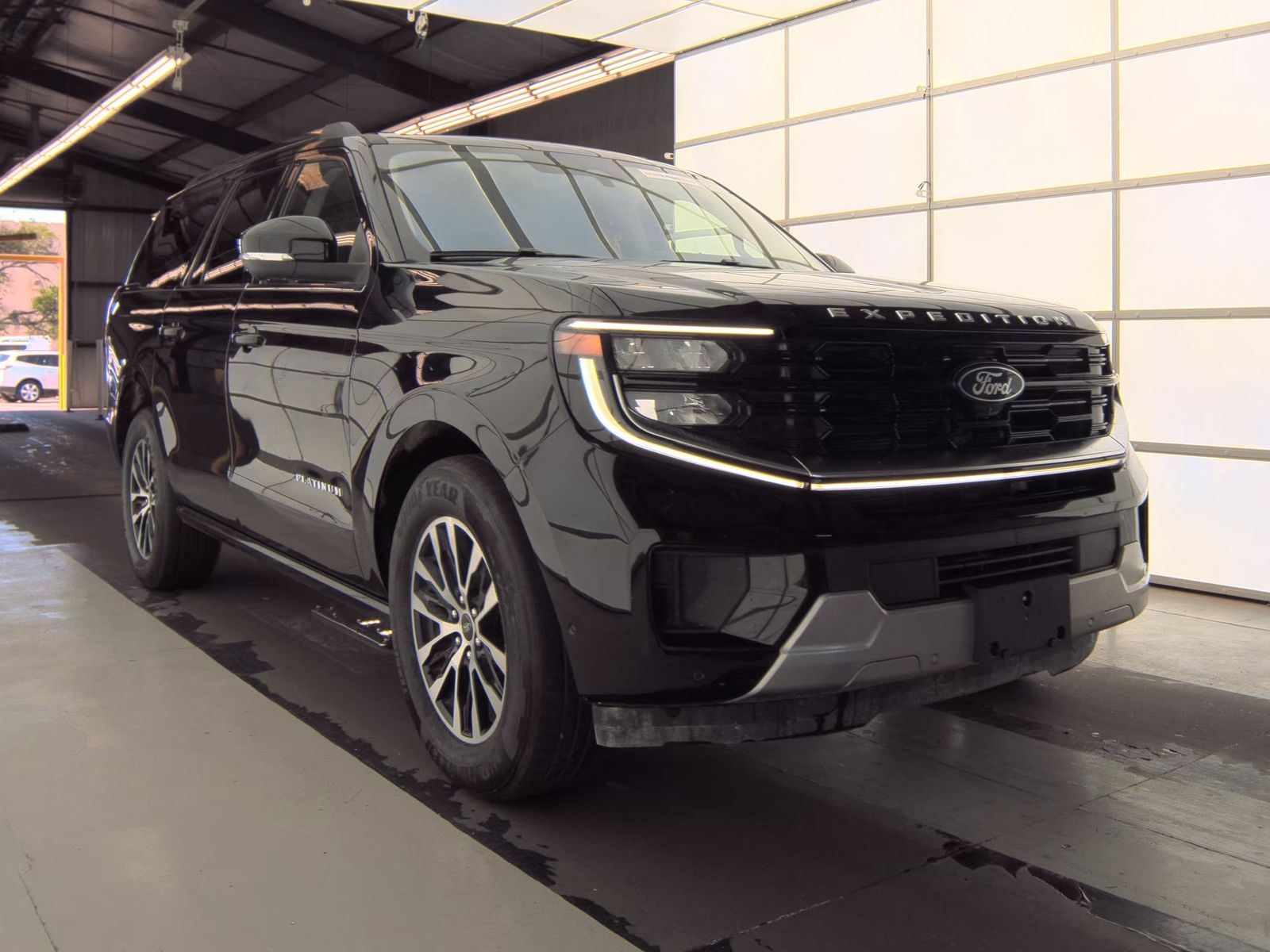 FORD EXPEDITION MAX - 5