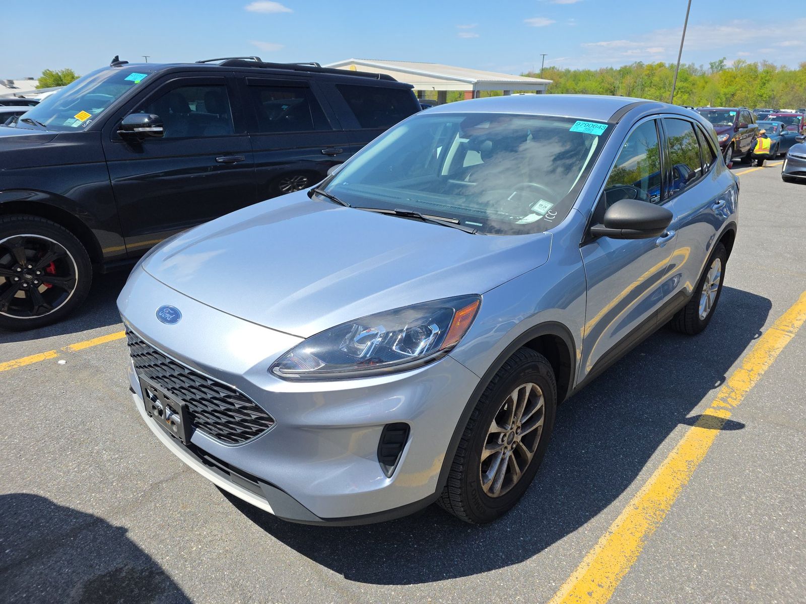FORD ESCAPE - 1