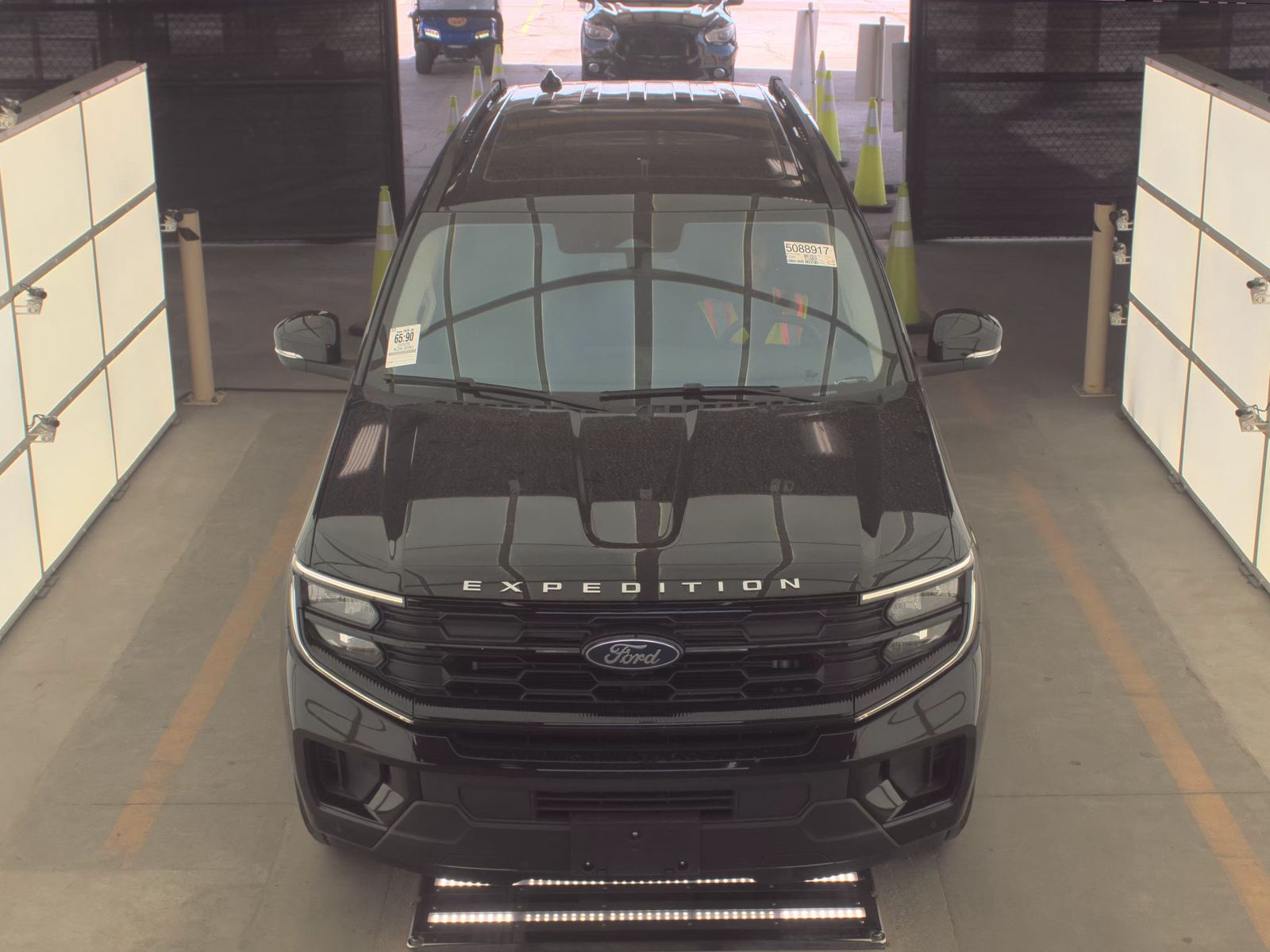 FORD EXPEDITION - 3