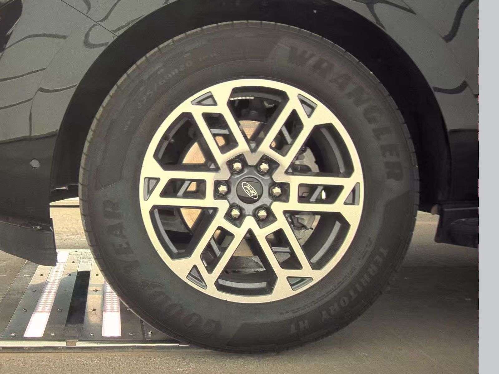 FORD EXPEDITION MAX - 10
