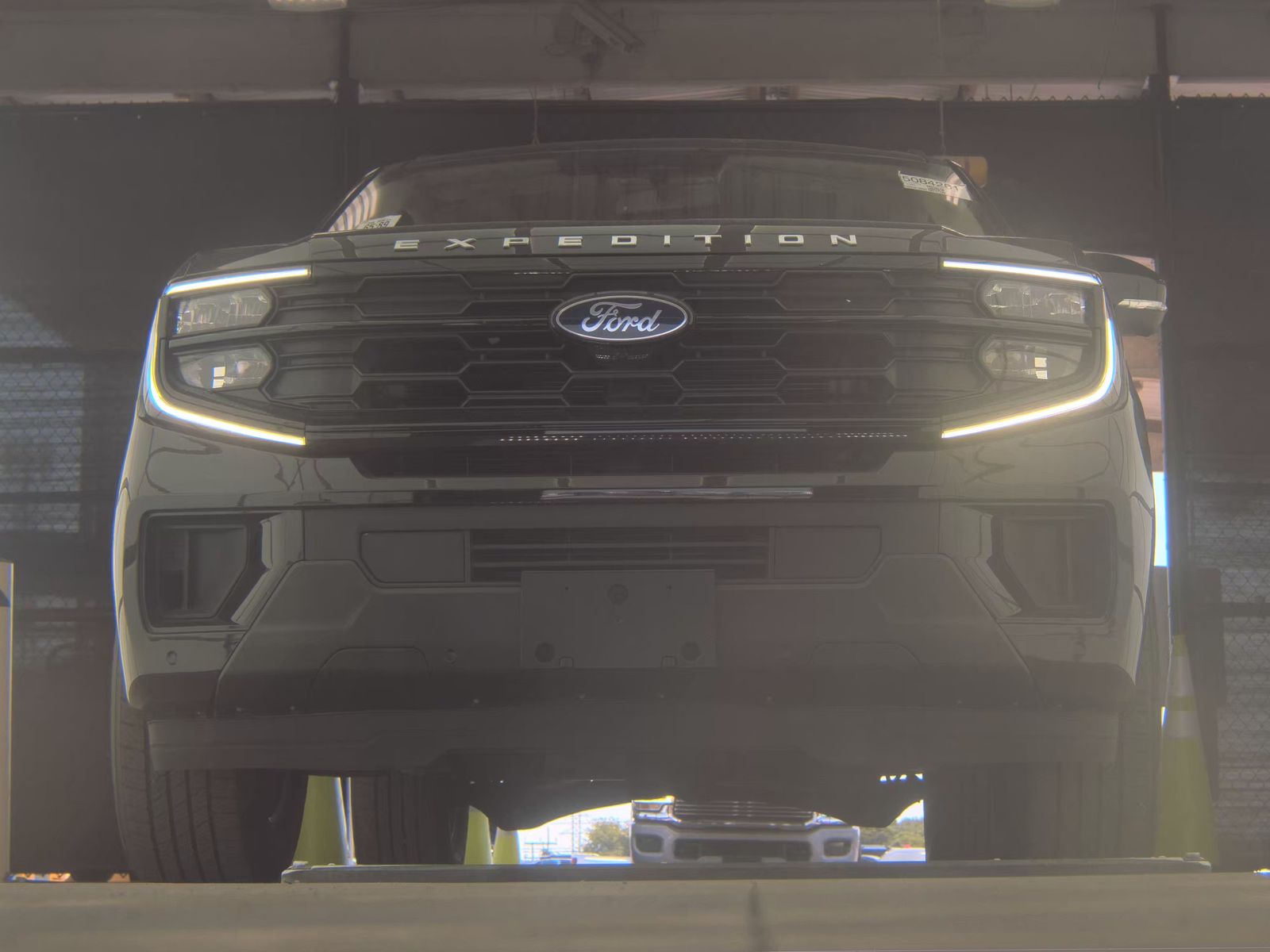 FORD EXPEDITION MAX - 4