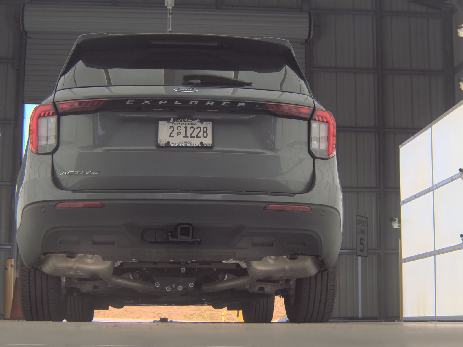 FORD EXPLORER - 8